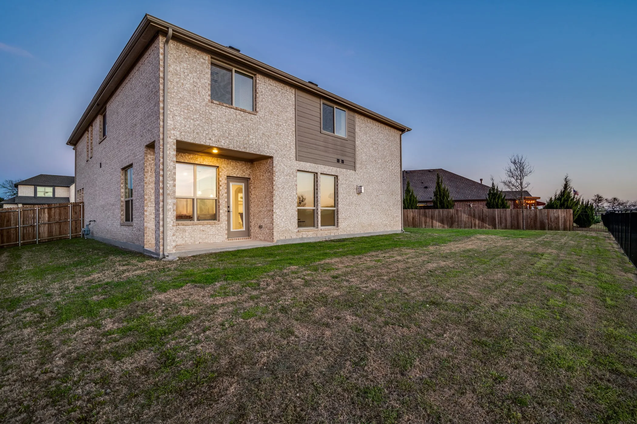 Single Family Residence For Rent in Rockwall County , 2643 Perdenales Drive, Royse City, Texas 75189, 4 Bedroom, 3 Bathroom, 3 Garage spaces, 3,014 Sqft, built in 2021, mls#21295039, Real Estate Agent in Royse City, Homes For Rent in Rockwall county, Homes For Rent in Royse City, Realtor in Royse City Texas, Real Estate Brokerage Independent Realty Texas, Luminita Cordes Realtor