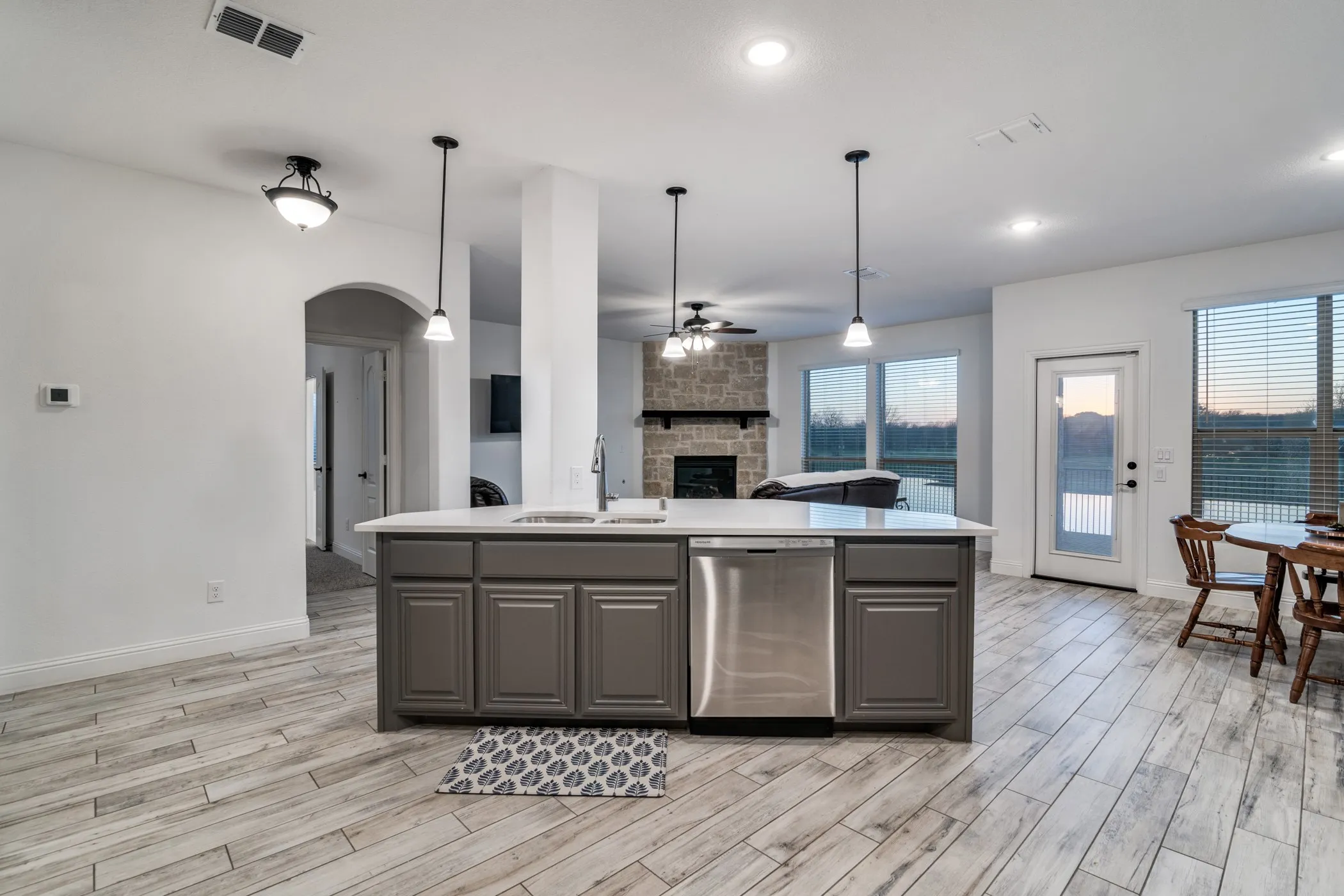 Single Family Residence For Rent in Rockwall County , 2643 Perdenales Drive, Royse City, Texas 75189, 4 Bedroom, 3 Bathroom, 3 Garage spaces, 3,014 Sqft, built in 2021, mls#21295039, Real Estate Agent in Royse City, Homes For Rent in Rockwall county, Homes For Rent in Royse City, Realtor in Royse City Texas, Real Estate Brokerage Independent Realty Texas, Luminita Cordes Realtor