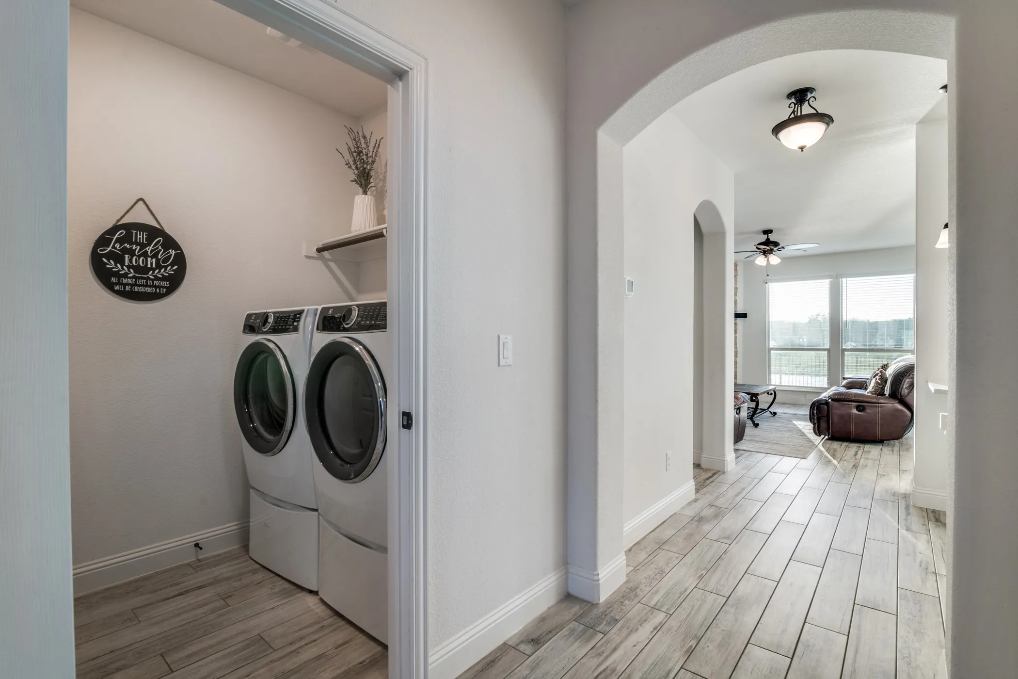 Single Family Residence For Rent in Rockwall County , 2643 Perdenales Drive, Royse City, Texas 75189, 4 Bedroom, 3 Bathroom, 3 Garage spaces, 3,014 Sqft, built in 2021, mls#21295039, Real Estate Agent in Royse City, Homes For Rent in Rockwall county, Homes For Rent in Royse City, Realtor in Royse City Texas, Real Estate Brokerage Independent Realty Texas, Luminita Cordes Realtor