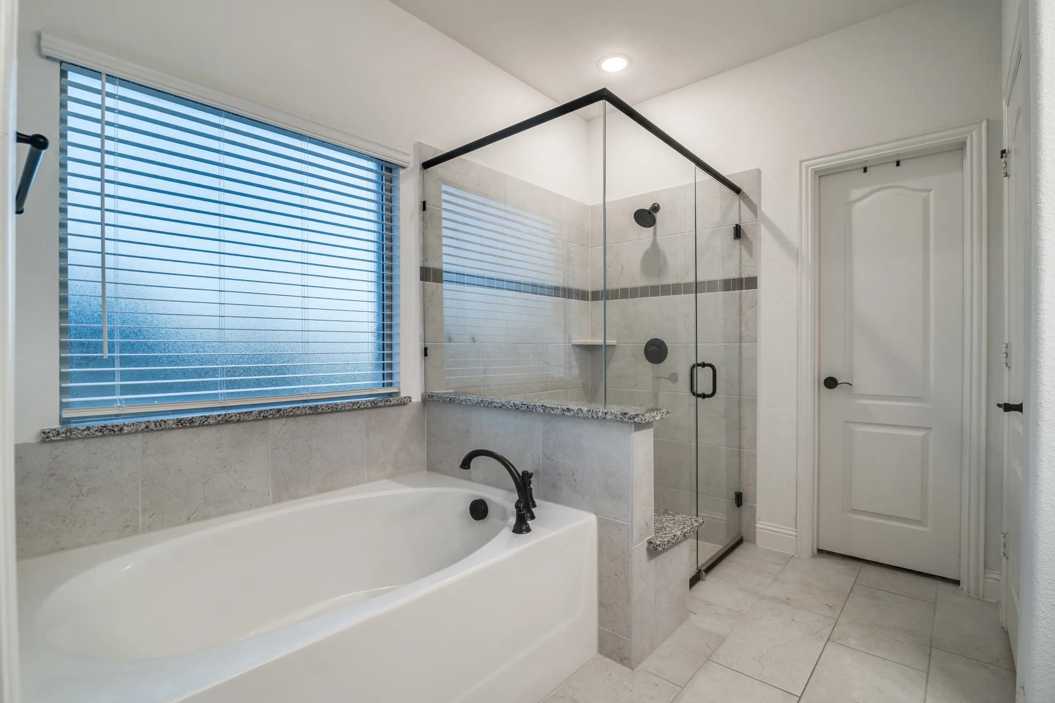 Single Family Residence For Rent in Rockwall County , 2643 Perdenales Drive, Royse City, Texas 75189, 4 Bedroom, 3 Bathroom, 3 Garage spaces, 3,014 Sqft, built in 2021, mls#21295039, Real Estate Agent in Royse City, Homes For Rent in Rockwall county, Homes For Rent in Royse City, Realtor in Royse City Texas, Real Estate Brokerage Independent Realty Texas, Luminita Cordes Realtor