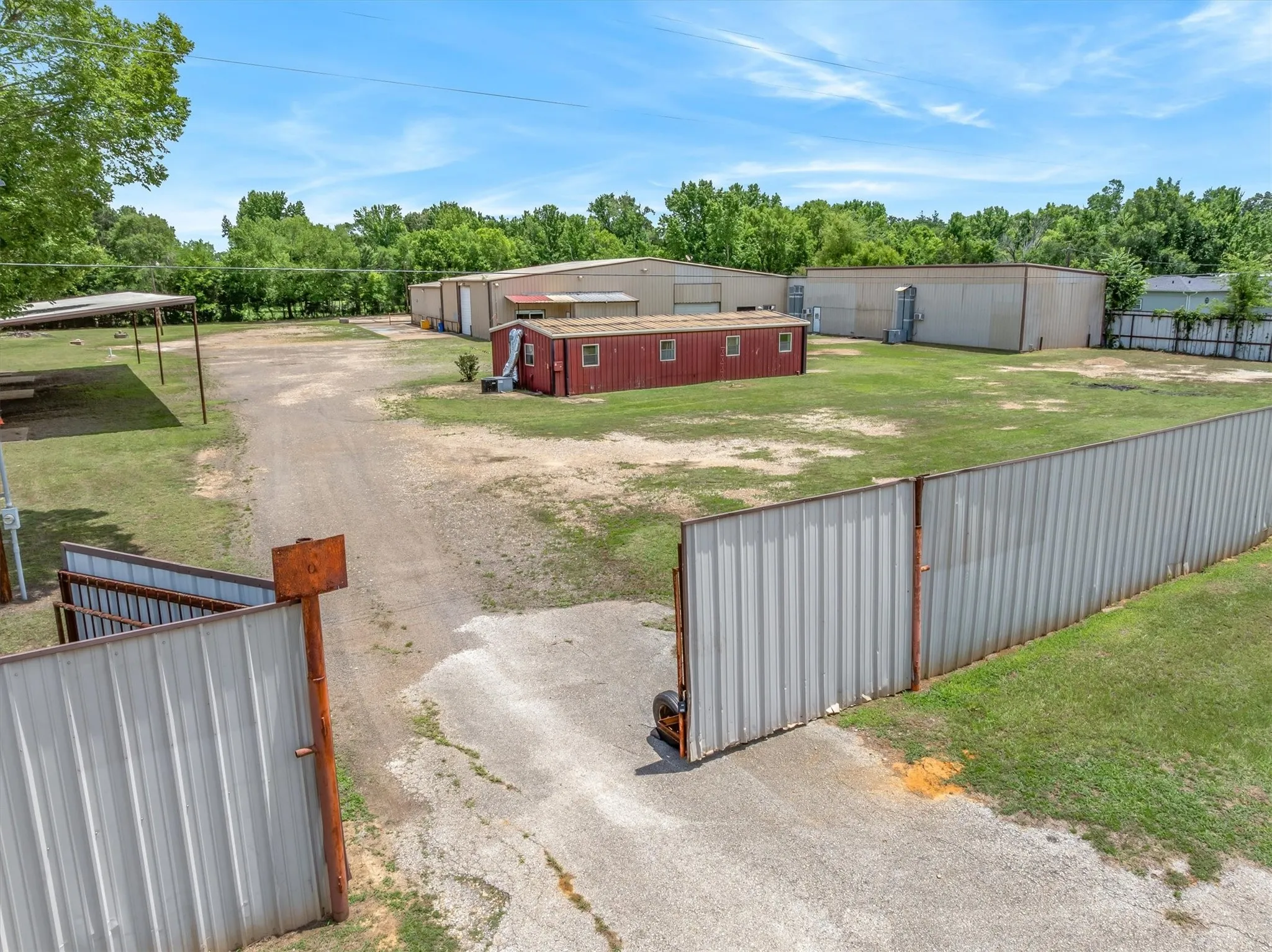 Warehouse For Sale in Van Zandt County , 7439 FM 314, Ben Wheeler, Texas 75754, 0, 0, Garage spaces, 0 Sqft, built in 1986, mls#21292867, Real Estate Agent in Ben Wheeler, Homes For Sale in Van Zandt county, Homes For Sale in Ben Wheeler, Realtor in Ben Wheeler Texas, Real Estate Brokerage Independent Realty Texas, Luminita Cordes Realtor