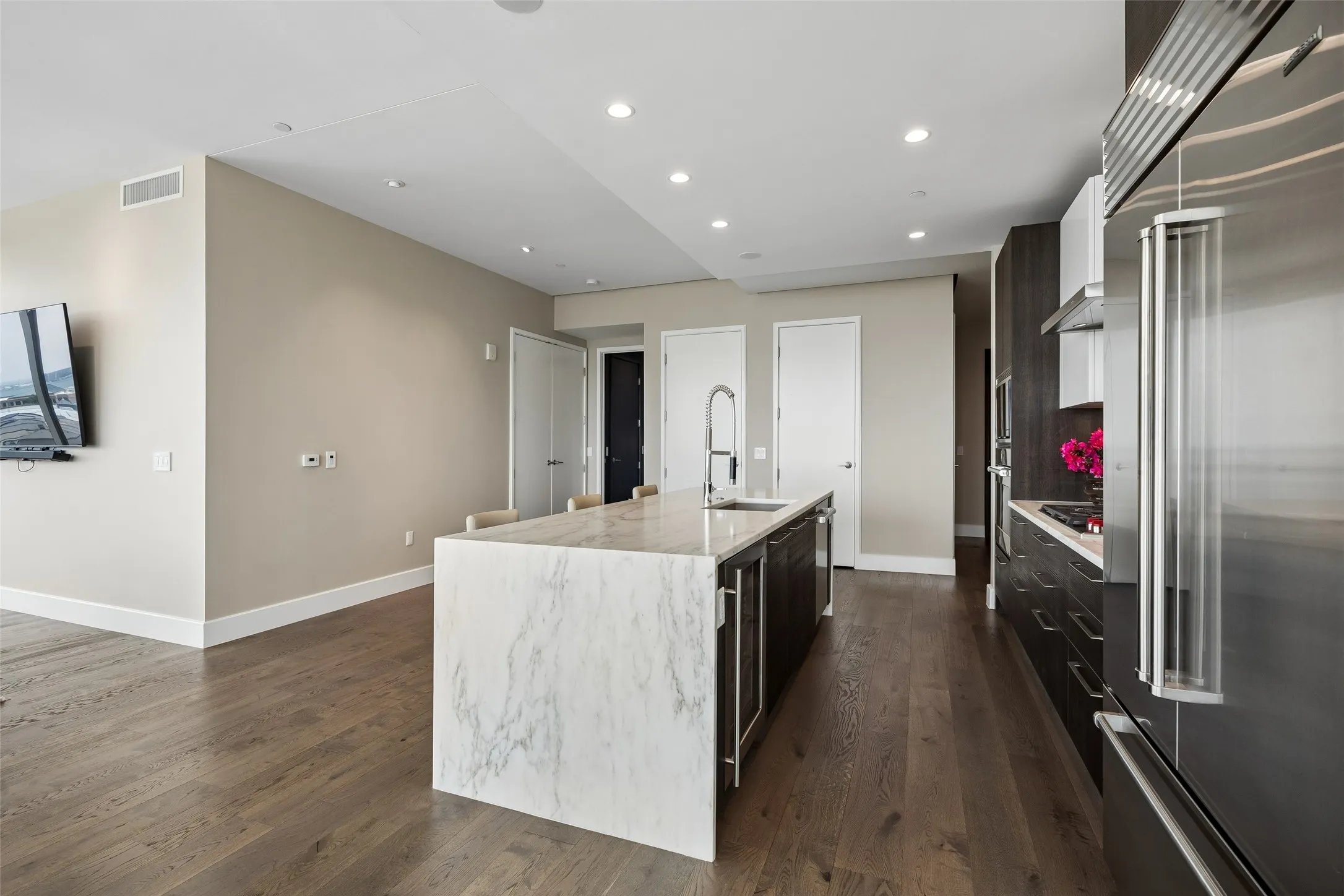 Condominium For Sale in Collin County , 7901 Windrose Avenue 806, Plano, Texas 75024, 2 Bedroom, 3 Bathroom, 2 Garage spaces, 1,769 Sqft, built in 2020, Price $1,550,000, mls#21295586, Real Estate Agent in Plano, Homes For Sale in Collin county, Homes For Sale in Plano, Realtor in Plano Texas, Real Estate Brokerage Independent Realty Texas, Luminita Cordes Realtor