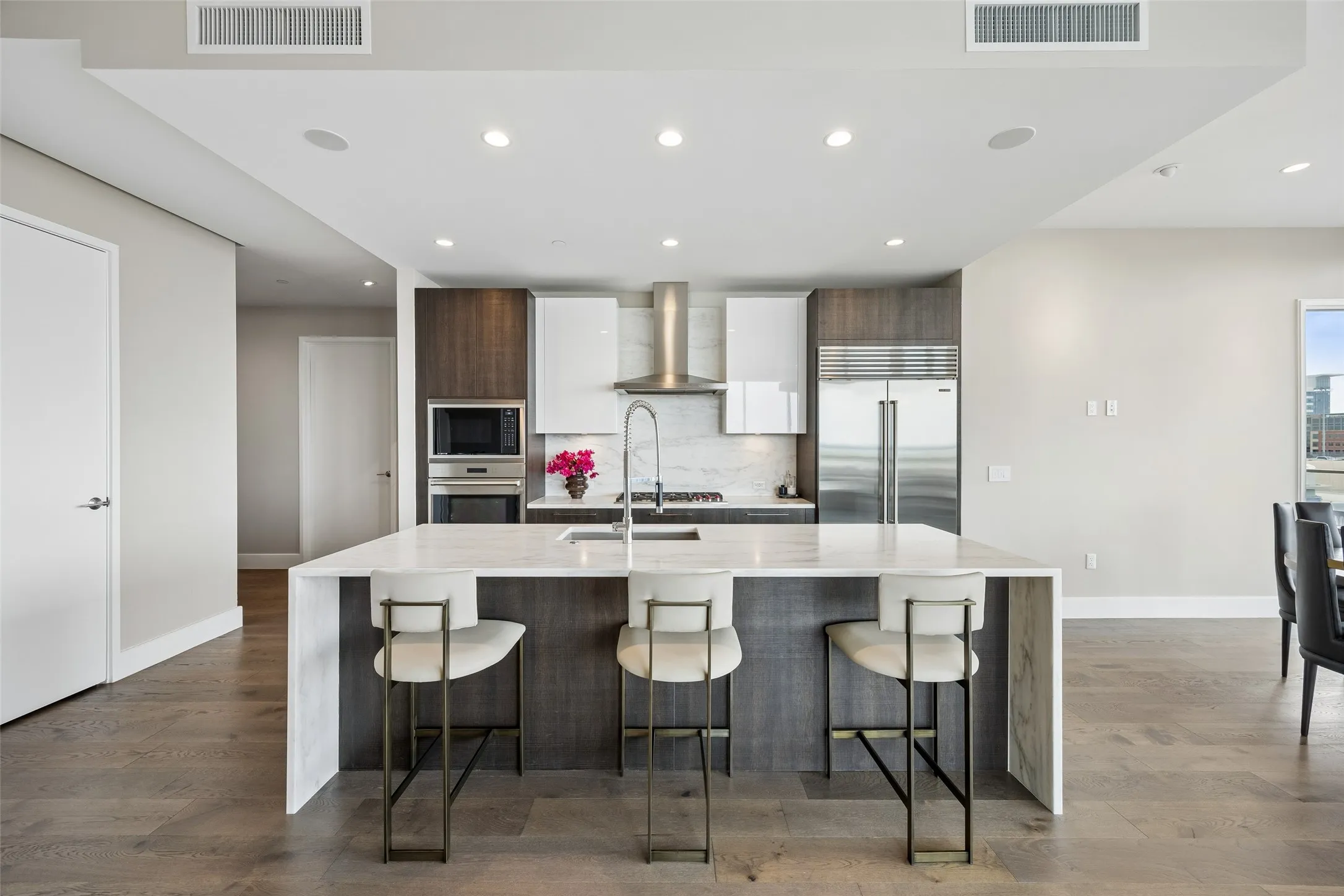 Condominium For Sale in Collin County , 7901 Windrose Avenue 806, Plano, Texas 75024, 2 Bedroom, 3 Bathroom, 2 Garage spaces, 1,769 Sqft, built in 2020, Price $1,550,000, mls#21295586, Real Estate Agent in Plano, Homes For Sale in Collin county, Homes For Sale in Plano, Realtor in Plano Texas, Real Estate Brokerage Independent Realty Texas, Luminita Cordes Realtor