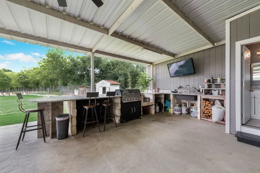 All grilling and kitchen equipment included