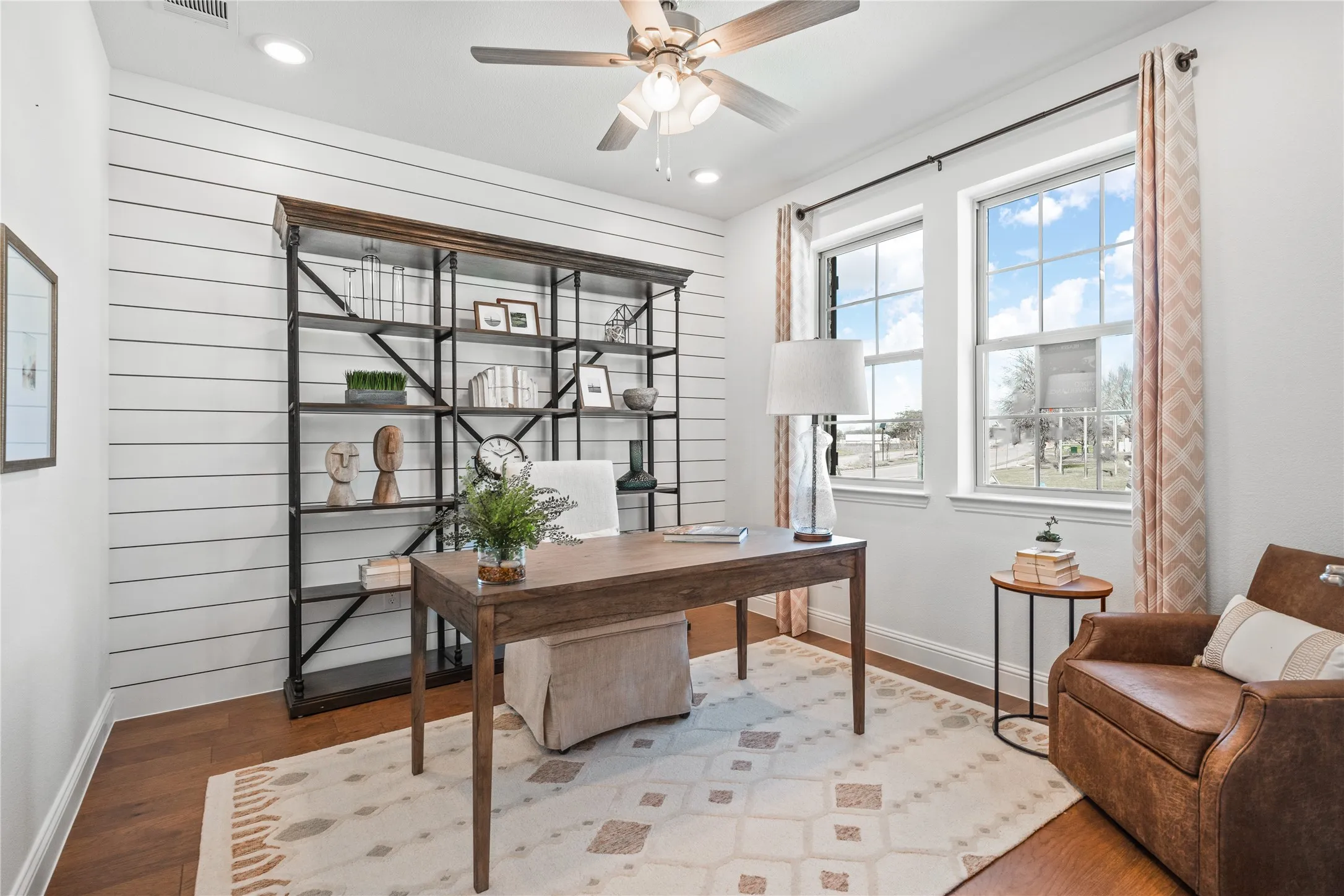 Beazer Homes Lake Pointe at Paloma Creek Cascade Floorplan. This is not a photo of the actual home, but is a photo of the Cascade floorplan.