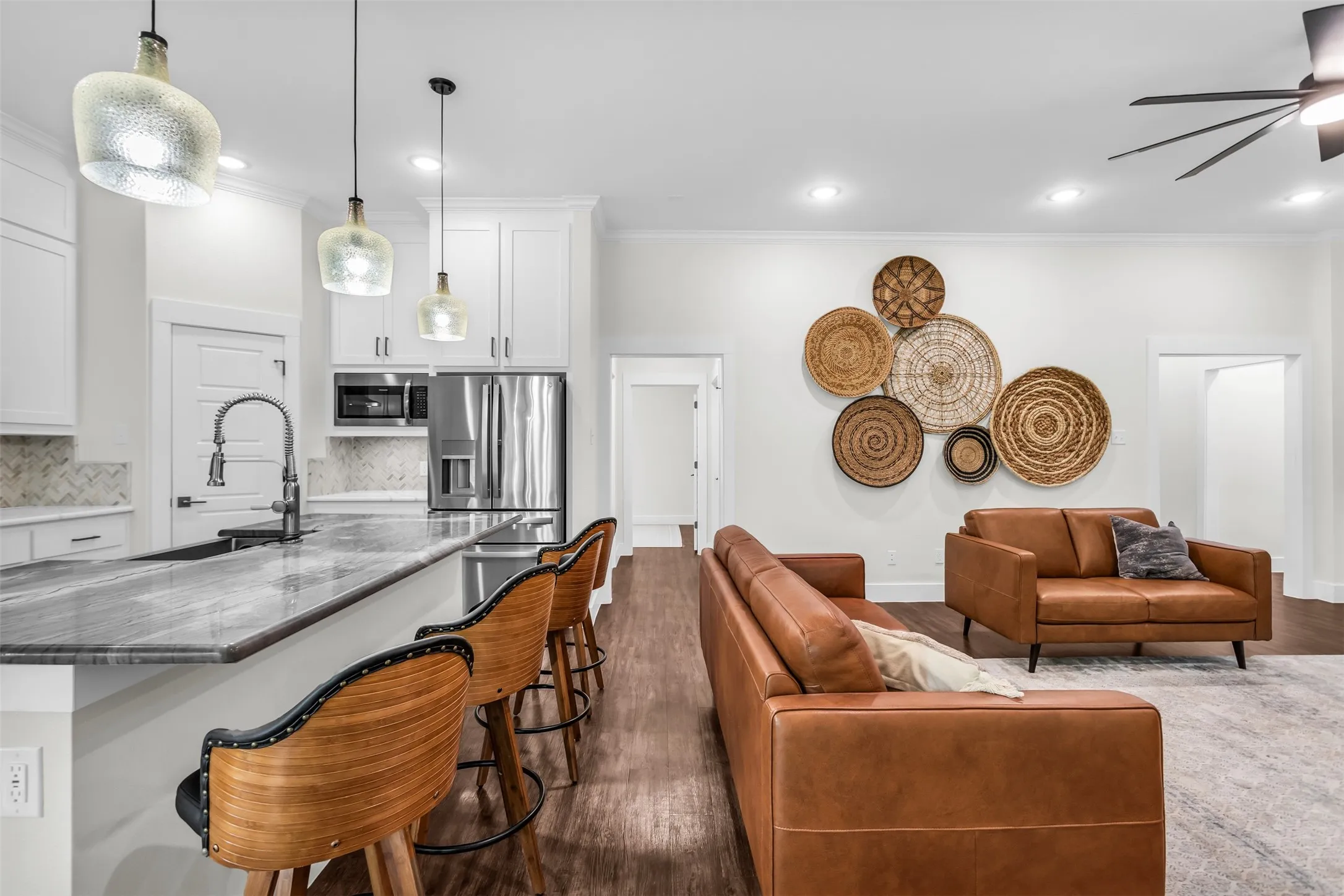 Single Family Residence For Sale in Grayson County , 1028 W Day Street, Denison, Texas 75020, 3 Bedroom, 2 Bathroom, 2 Garage spaces, 2,056 Sqft, built in 2021, mls#21275362, Real Estate Agent in Denison, Homes For Sale in Grayson county, Homes For Sale in Denison, Realtor in Denison Texas, Real Estate Brokerage Independent Realty Texas, Luminita Cordes Realtor