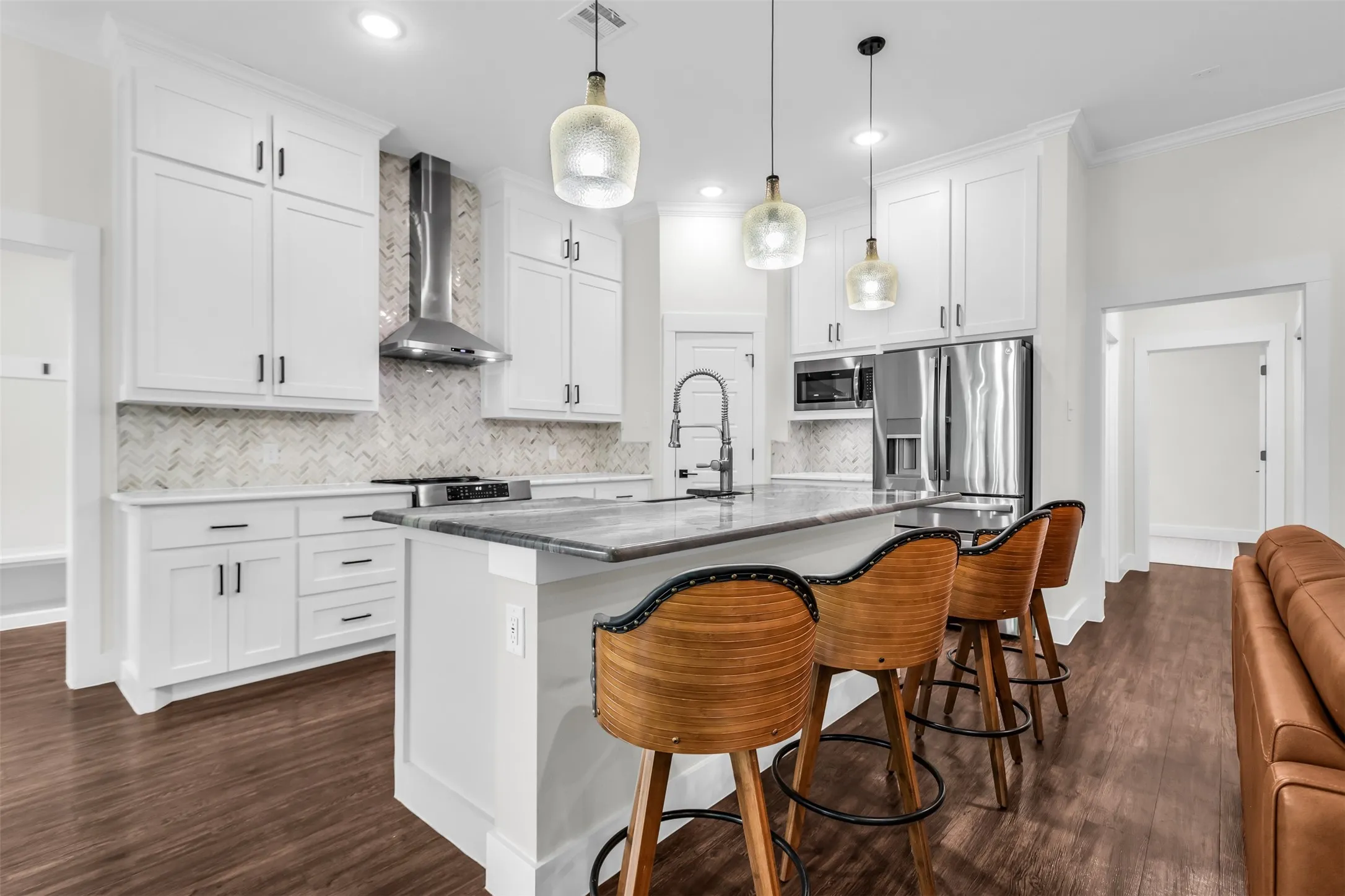Single Family Residence For Sale in Grayson County , 1028 W Day Street, Denison, Texas 75020, 3 Bedroom, 2 Bathroom, 2 Garage spaces, 2,056 Sqft, built in 2021, mls#21275362, Real Estate Agent in Denison, Homes For Sale in Grayson county, Homes For Sale in Denison, Realtor in Denison Texas, Real Estate Brokerage Independent Realty Texas, Luminita Cordes Realtor