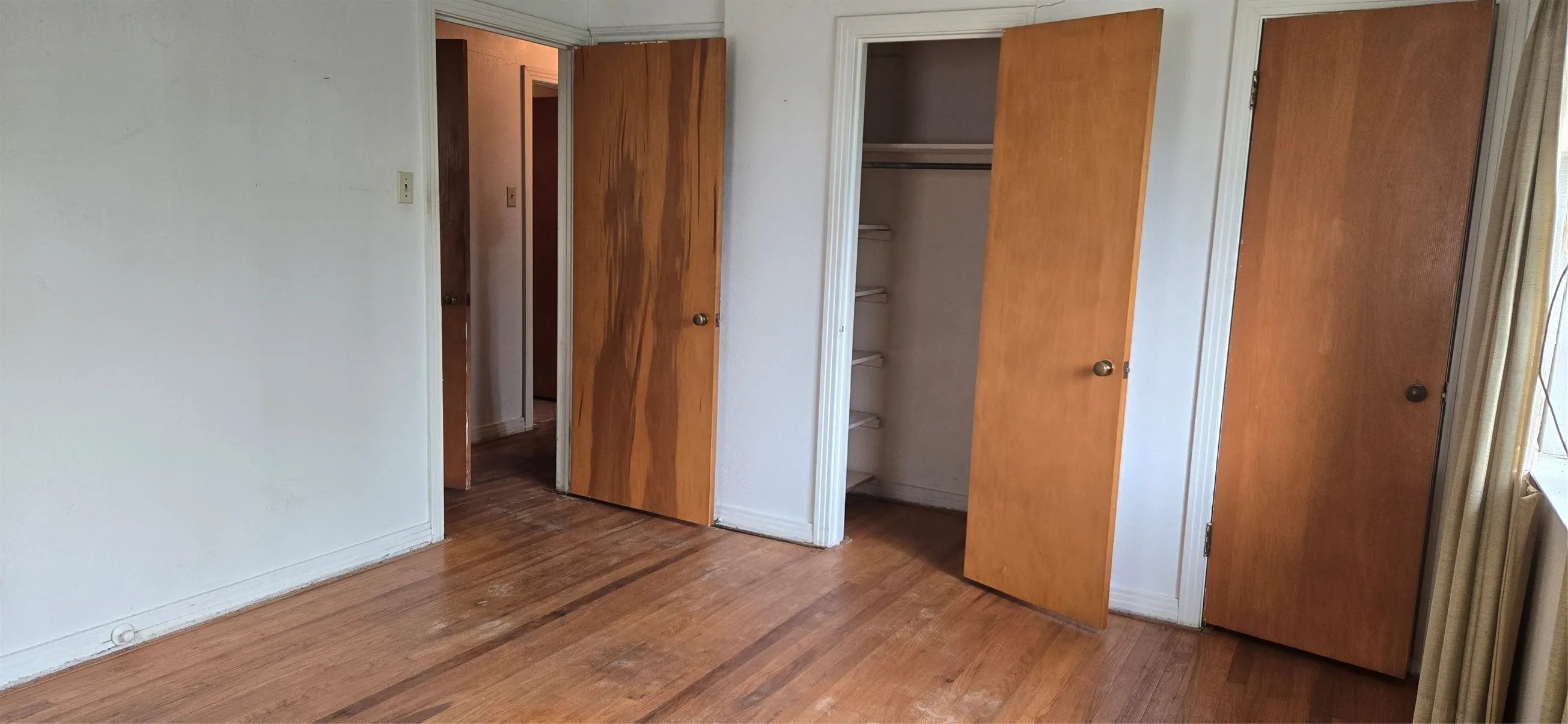Single Family Residence For Sale in Grayson County , 626 Kessler Boulevard, Sherman, Texas 75092, 2 Bedroom, 1 Bathroom, 1 Garage spaces, 1,128 Sqft, built in 1952, mls#21294409, Real Estate Agent in Sherman, Homes For Sale in Grayson county, Homes For Sale in Sherman, Realtor in Sherman Texas, Real Estate Brokerage Independent Realty Texas, Luminita Cordes Realtor
