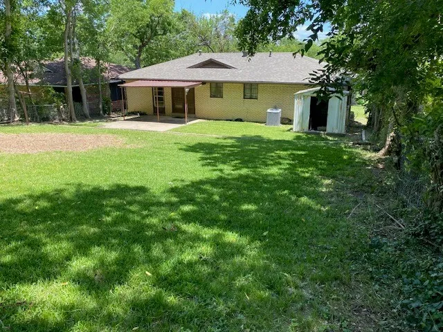 Single Family Residence For Sale in Grayson County , 626 Kessler Boulevard, Sherman, Texas 75092, 2 Bedroom, 1 Bathroom, 1 Garage spaces, 1,128 Sqft, built in 1952, mls#21294409, Real Estate Agent in Sherman, Homes For Sale in Grayson county, Homes For Sale in Sherman, Realtor in Sherman Texas, Real Estate Brokerage Independent Realty Texas, Luminita Cordes Realtor