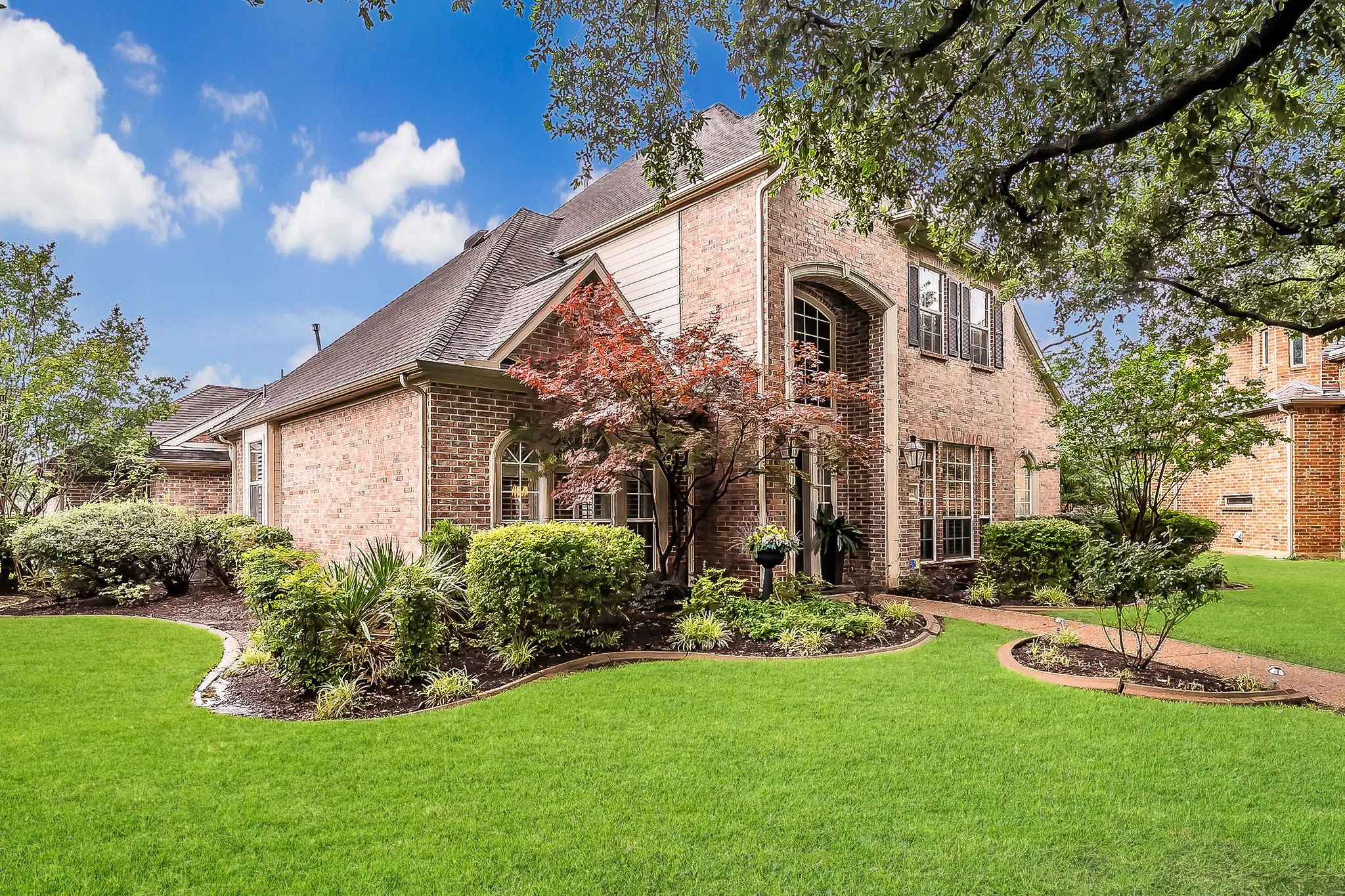 Single Family Residence For Sale in Dallas County , 1501 Cuttingham Court, Coppell, Texas 75019, 4 Bedroom, 4 Bathroom, 3 Garage spaces, 3,187 Sqft, built in 1994, mls#21294230, Real Estate Agent in Coppell, Homes For Sale in Dallas county, Homes For Sale in Coppell, Realtor in Coppell Texas, Real Estate Brokerage Independent Realty Texas, Luminita Cordes Realtor