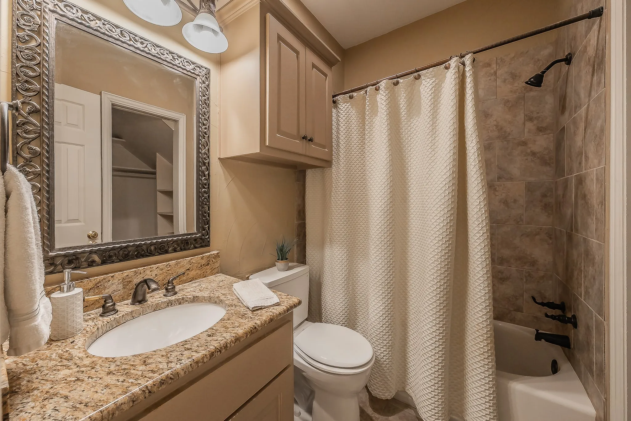 Single Family Residence For Sale in Dallas County , 1501 Cuttingham Court, Coppell, Texas 75019, 4 Bedroom, 4 Bathroom, 3 Garage spaces, 3,187 Sqft, built in 1994, mls#21294230, Real Estate Agent in Coppell, Homes For Sale in Dallas county, Homes For Sale in Coppell, Realtor in Coppell Texas, Real Estate Brokerage Independent Realty Texas, Luminita Cordes Realtor