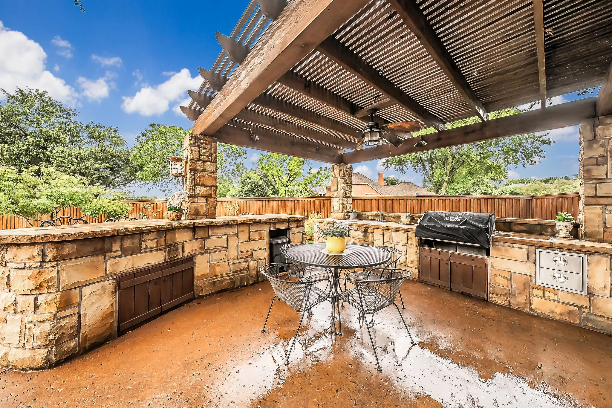Single Family Residence For Sale in Dallas County , 1501 Cuttingham Court, Coppell, Texas 75019, 4 Bedroom, 4 Bathroom, 3 Garage spaces, 3,187 Sqft, built in 1994, mls#21294230, Real Estate Agent in Coppell, Homes For Sale in Dallas county, Homes For Sale in Coppell, Realtor in Coppell Texas, Real Estate Brokerage Independent Realty Texas, Luminita Cordes Realtor