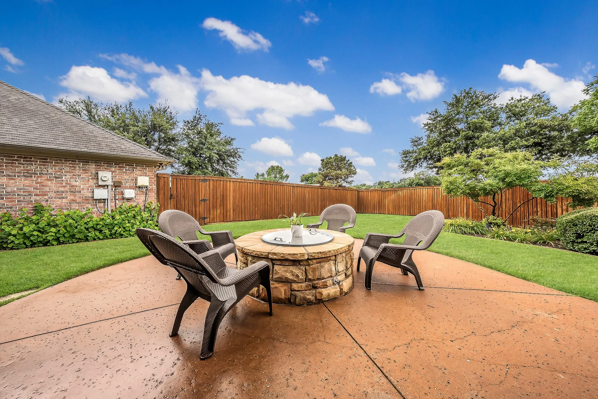 Single Family Residence For Sale in Dallas County , 1501 Cuttingham Court, Coppell, Texas 75019, 4 Bedroom, 4 Bathroom, 3 Garage spaces, 3,187 Sqft, built in 1994, mls#21294230, Real Estate Agent in Coppell, Homes For Sale in Dallas county, Homes For Sale in Coppell, Realtor in Coppell Texas, Real Estate Brokerage Independent Realty Texas, Luminita Cordes Realtor