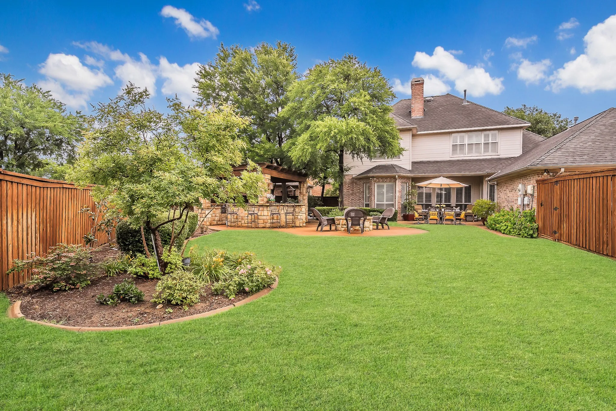 Single Family Residence For Sale in Dallas County , 1501 Cuttingham Court, Coppell, Texas 75019, 4 Bedroom, 4 Bathroom, 3 Garage spaces, 3,187 Sqft, built in 1994, mls#21294230, Real Estate Agent in Coppell, Homes For Sale in Dallas county, Homes For Sale in Coppell, Realtor in Coppell Texas, Real Estate Brokerage Independent Realty Texas, Luminita Cordes Realtor