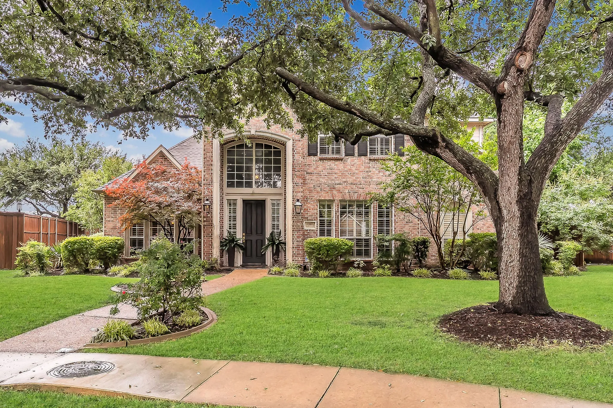 Single Family Residence For Sale in Dallas County , 1501 Cuttingham Court, Coppell, Texas 75019, 4 Bedroom, 4 Bathroom, 3 Garage spaces, 3,187 Sqft, built in 1994, mls#21294230, Real Estate Agent in Coppell, Homes For Sale in Dallas county, Homes For Sale in Coppell, Realtor in Coppell Texas, Real Estate Brokerage Independent Realty Texas, Luminita Cordes Realtor