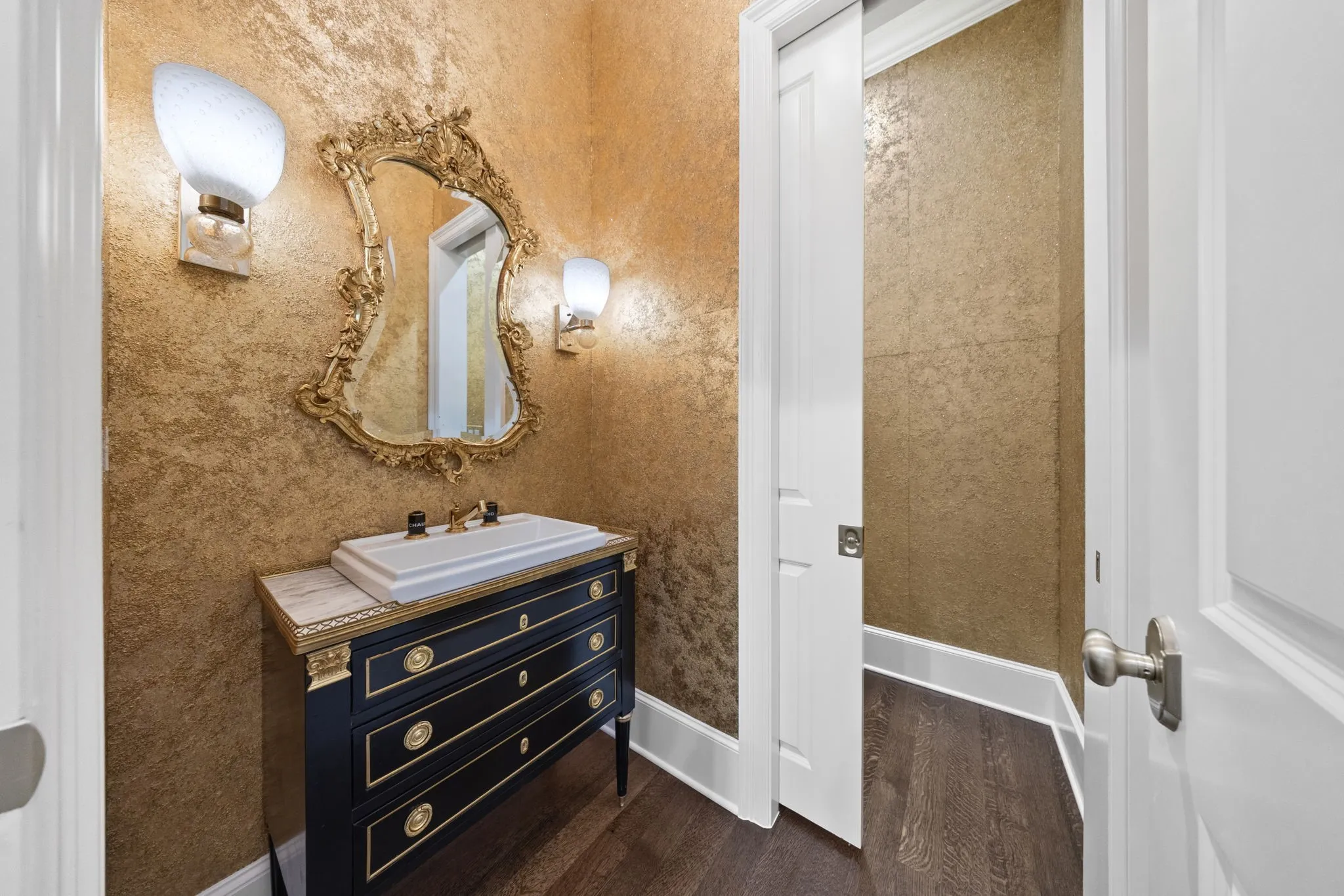 Powder Room