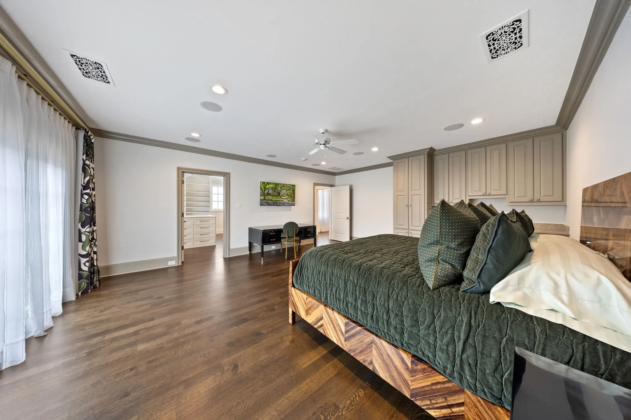Second Primary Suite