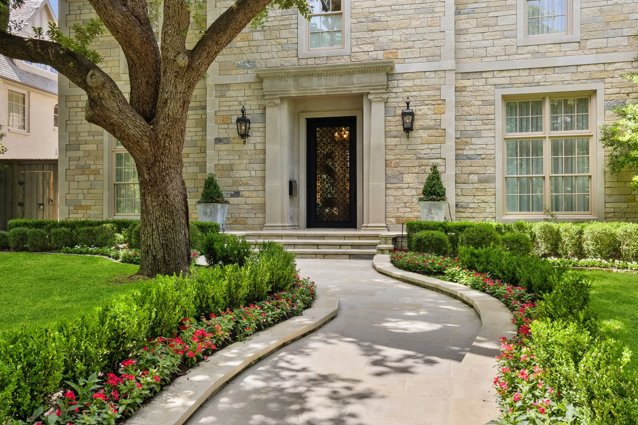 Single Family Residence For Sale in Dallas County , 3513 Princeton Avenue, Highland Park, Texas 75205, 5 Bedroom, 7 Bathroom, 3 Garage spaces, 7,300 Sqft, built in 2008, mls#21295668, Real Estate Agent in Highland Park, Homes For Sale in Dallas county, Homes For Sale in Highland Park, Realtor in Highland Park Texas, Real Estate Brokerage Independent Realty Texas, Luminita Cordes Realtor
