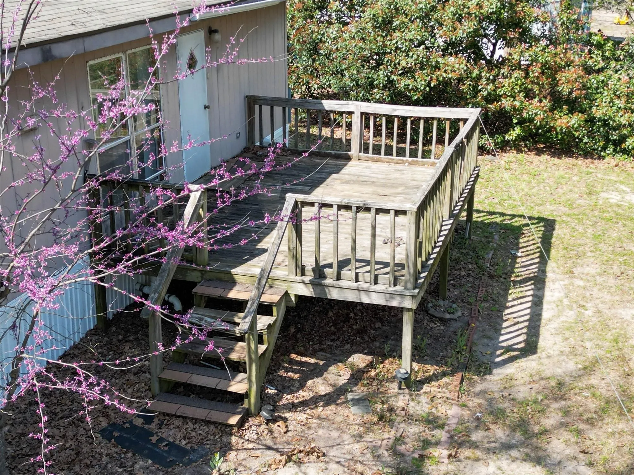 Mobile Home For Sale in Smith County , 17256 Countrywood, Lindale, Texas 75771, 3 Bedroom, 2 Bathroom, Garage spaces, 1,288 Sqft, built in 1997, mls#21268557, Real Estate Agent in Lindale, Homes For Sale in Smith county, Homes For Sale in Lindale, Realtor in Lindale Texas, Real Estate Brokerage Independent Realty Texas, Luminita Cordes Realtor
