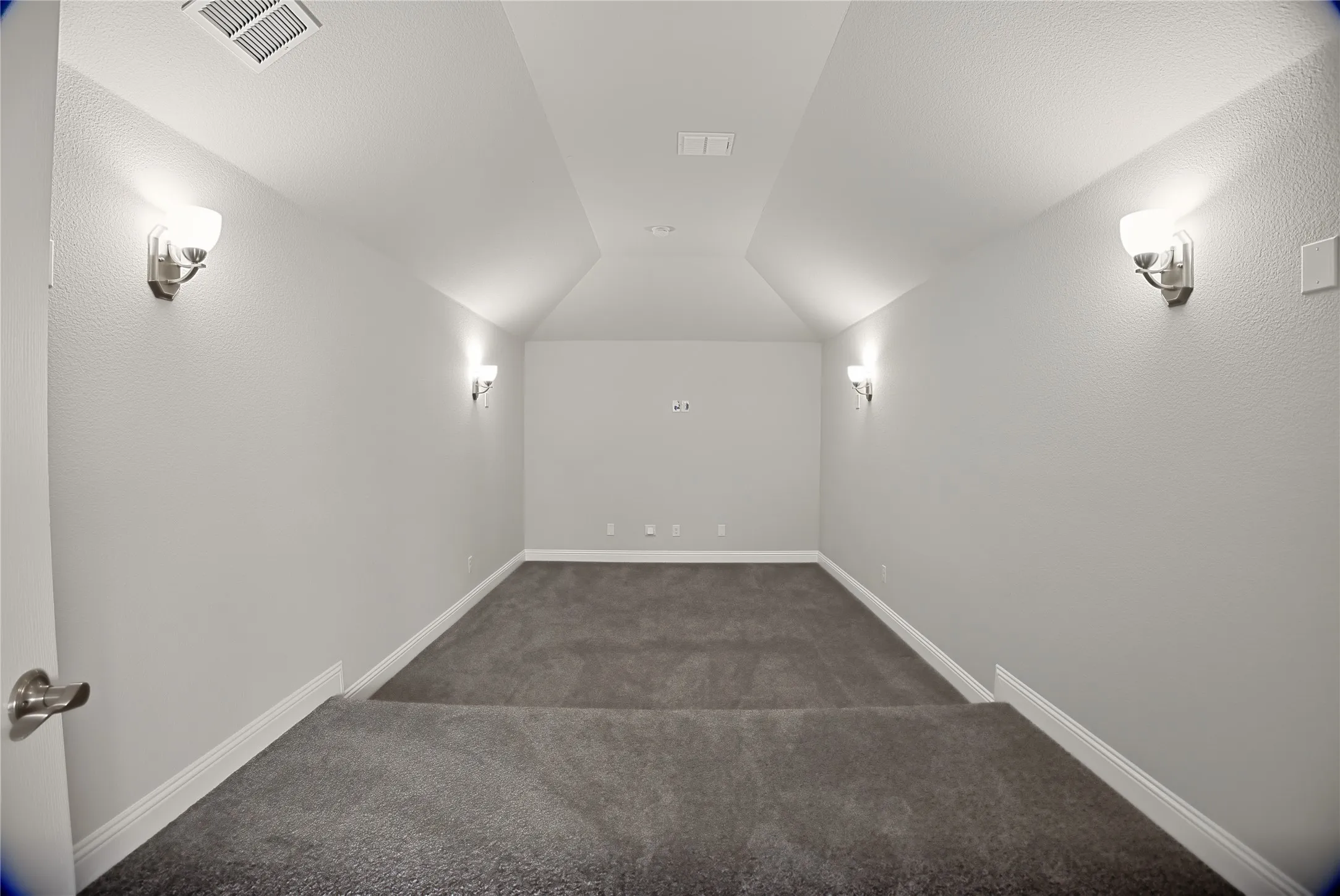 Single Family Residence For Sale in Denton County , 620 Shadow Trail, Frisco, Texas 75033, 4 Bedroom, 4 Bathroom, 2 Garage spaces, 3,423 Sqft, built in 2021, mls#21295734, Real Estate Agent in Frisco, Homes For Sale in Denton county, Homes For Sale in Frisco, Realtor in Frisco Texas, Real Estate Brokerage Independent Realty Texas, Luminita Cordes Realtor