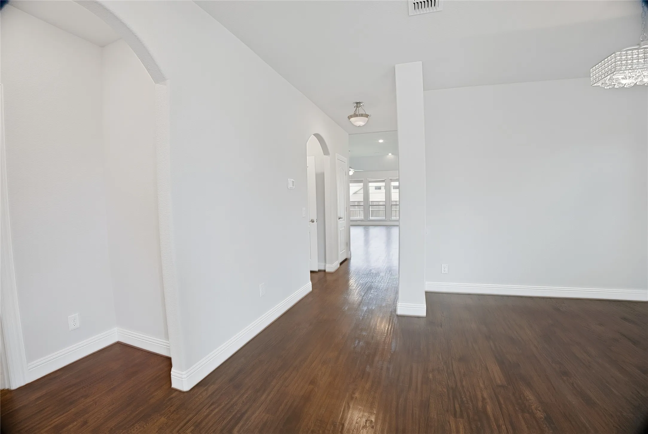 Single Family Residence For Sale in Denton County , 620 Shadow Trail, Frisco, Texas 75033, 4 Bedroom, 4 Bathroom, 2 Garage spaces, 3,423 Sqft, built in 2021, mls#21295734, Real Estate Agent in Frisco, Homes For Sale in Denton county, Homes For Sale in Frisco, Realtor in Frisco Texas, Real Estate Brokerage Independent Realty Texas, Luminita Cordes Realtor