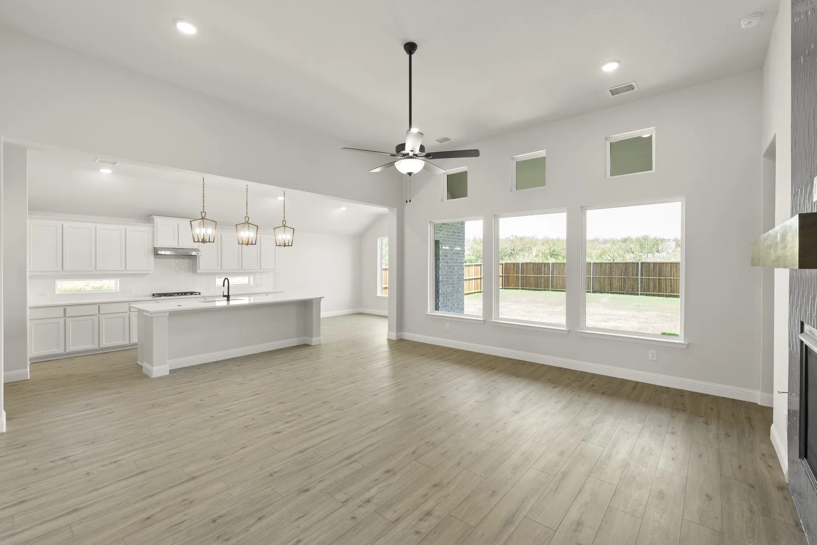 12. 3712 Clearview Ranch - Family (2)