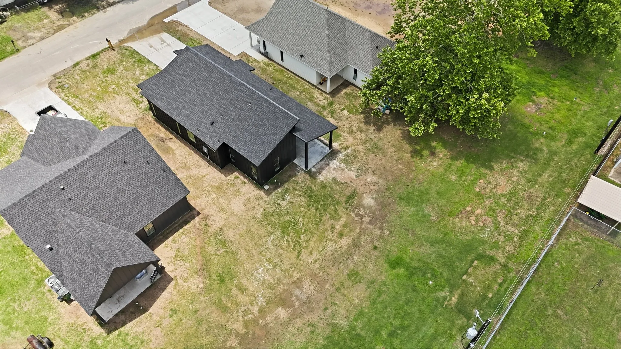 Single Family Residence For Rent in Wise County , 314 W Cobb Street, Bridgeport, Texas 76426, 3 Bedrooms, 2 Bathrooms, Garage spaces, 1,490 Sqft, built in 2026, Price $1,800, mls#21295459, Real Estate Agent in Bridgeport, Homes For Rent in Wise county, Homes For Rent in Bridgeport, Realtor in Bridgeport Texas, Real Estate Brokerage Independent Realty Texas, Luminita Cordes Realtor