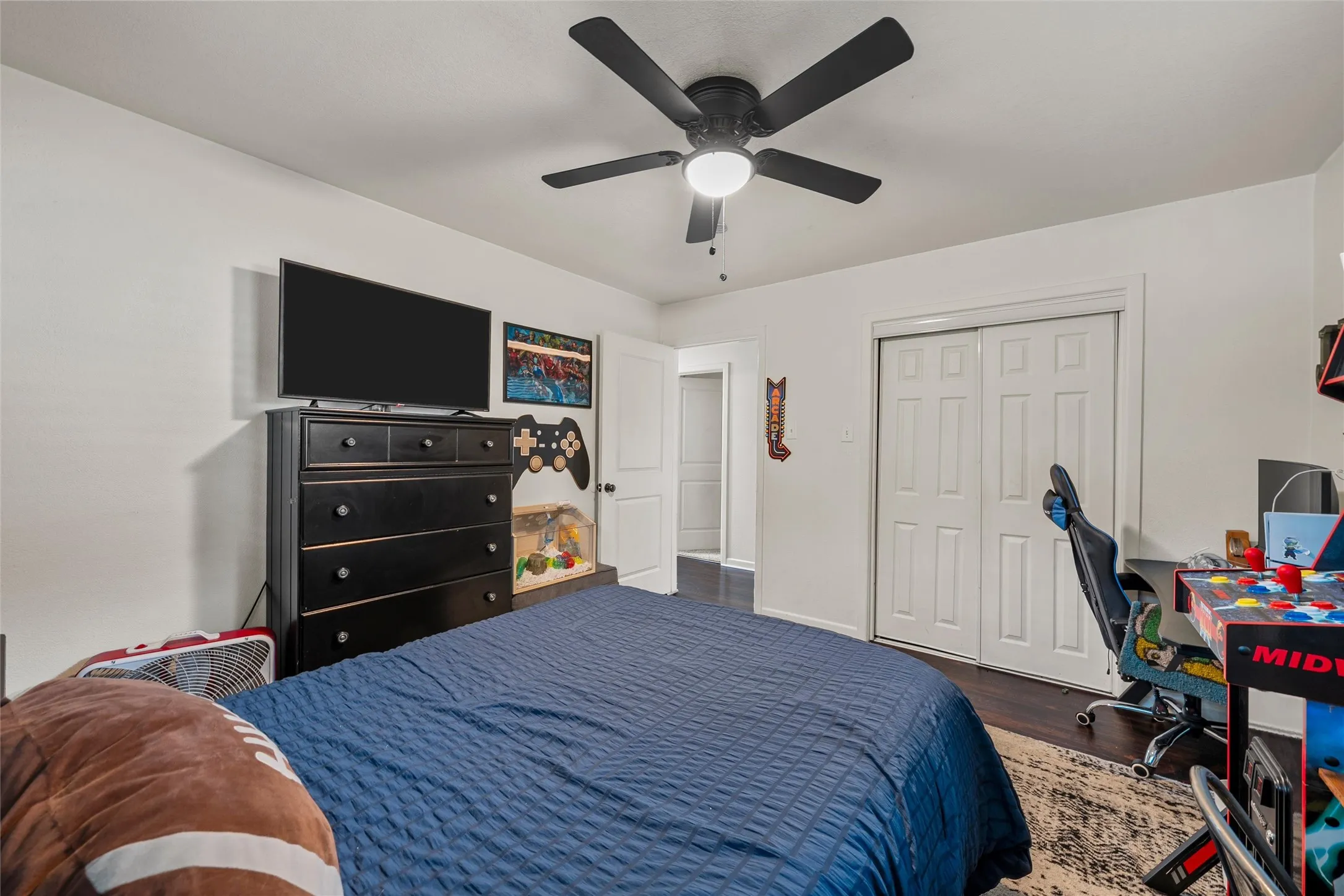 Single Family Residence For Sale in Mc Lennan County , 617 Cardinal Drive, Woodway, Texas 76712, 4 Bedroom, 3 Bathroom, Garage spaces, 2,178 Sqft, built in 1960, mls#21294213, Real Estate Agent in Woodway, Homes For Sale in Mc Lennan county, Homes For Sale in Woodway, Realtor in Woodway Texas, Real Estate Brokerage Independent Realty Texas, Luminita Cordes Realtor