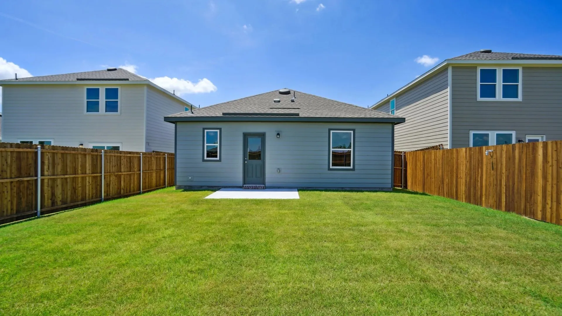 Single Family Residence For Sale in Kaufman County , 5720 Roadhouse Drive, Forney, Texas 75126, 3 Bedroom, 2 Bathroom, 2 Garage spaces, 1,200 Sqft, built in 2026, mls#21295791, Real Estate Agent in Forney, Homes For Sale in Kaufman county, Homes For Sale in Forney, Realtor in Forney Texas, Real Estate Brokerage Independent Realty Texas, Luminita Cordes Realtor