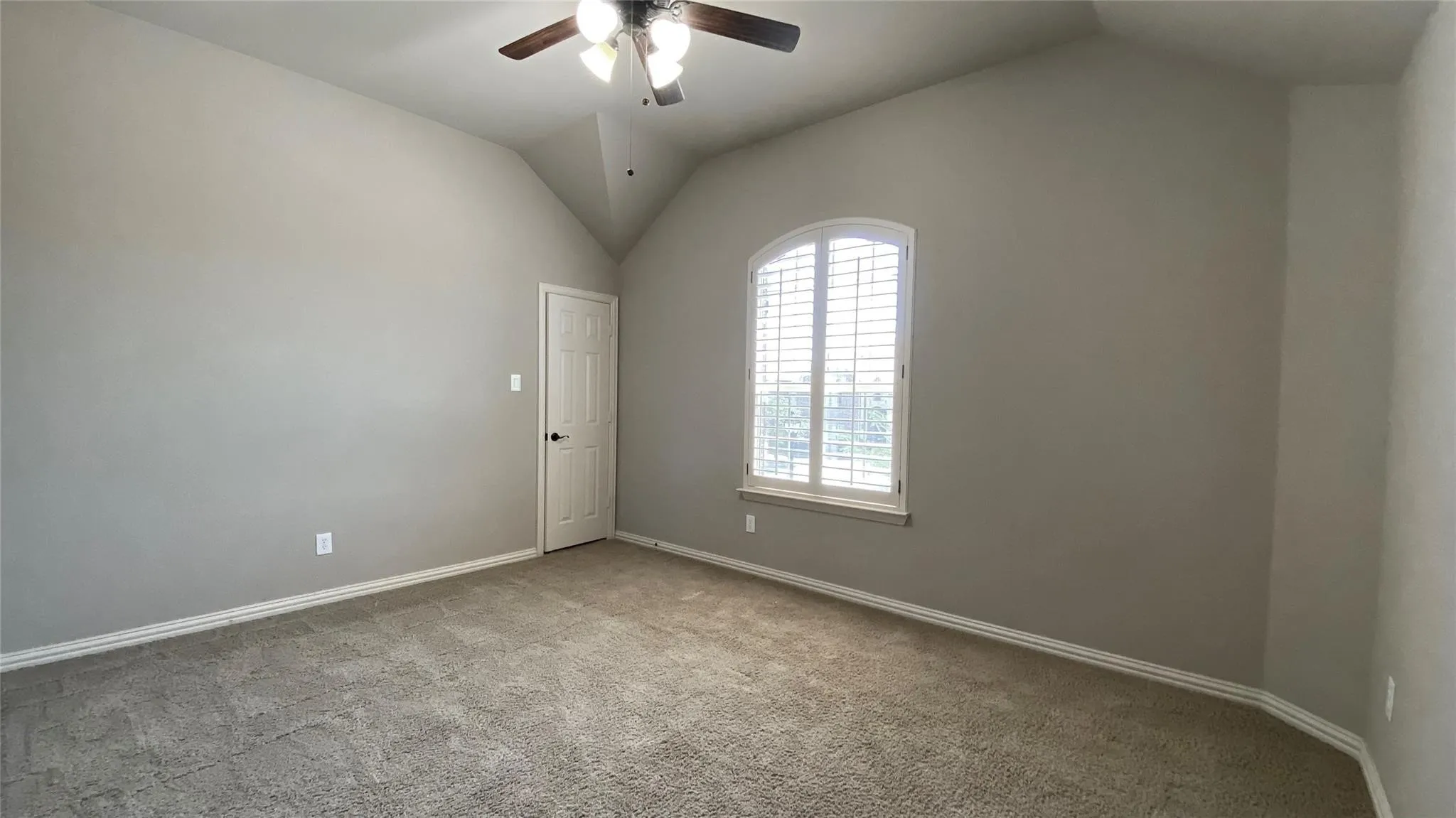 Single Family Residence For Rent in Denton County , 3052 Aerial Drive, Frisco, Texas 75033, 5 Bedrooms, 4 Bathrooms, 2 Garage spaces, 4,338 Sqft, built in 2013, Price $4,500, mls#21295802, Real Estate Agent in Frisco, Homes For Rent in Denton county, Homes For Rent in Frisco, Realtor in Frisco Texas, Real Estate Brokerage Independent Realty Texas, Luminita Cordes Realtor