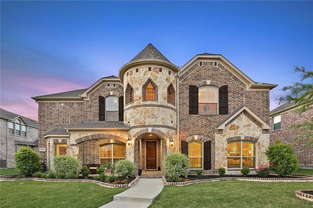 Single Family Residence For Rent in Denton County , 3052 Aerial Drive, Frisco, Texas 75033, 5 Bedrooms, 4 Bathrooms, 2 Garage spaces, 4,338 Sqft, built in 2013, Price $4,500, mls#21295802, Real Estate Agent in Frisco, Homes For Rent in Denton county, Homes For Rent in Frisco, Realtor in Frisco Texas, Real Estate Brokerage Independent Realty Texas, Luminita Cordes Realtor