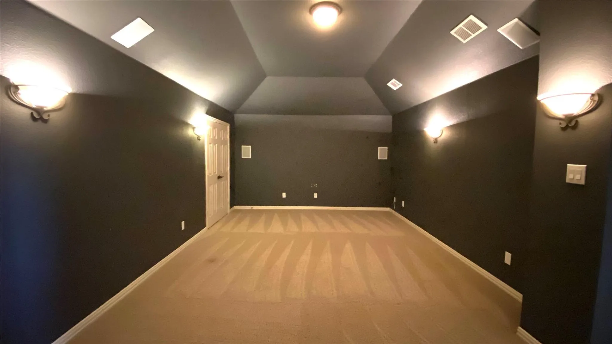 Single Family Residence For Rent in Denton County , 3052 Aerial Drive, Frisco, Texas 75033, 5 Bedrooms, 4 Bathrooms, 2 Garage spaces, 4,338 Sqft, built in 2013, Price $4,500, mls#21295802, Real Estate Agent in Frisco, Homes For Rent in Denton county, Homes For Rent in Frisco, Realtor in Frisco Texas, Real Estate Brokerage Independent Realty Texas, Luminita Cordes Realtor