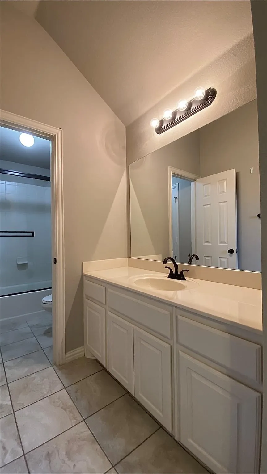 Single Family Residence For Rent in Denton County , 3052 Aerial Drive, Frisco, Texas 75033, 5 Bedrooms, 4 Bathrooms, 2 Garage spaces, 4,338 Sqft, built in 2013, Price $4,500, mls#21295802, Real Estate Agent in Frisco, Homes For Rent in Denton county, Homes For Rent in Frisco, Realtor in Frisco Texas, Real Estate Brokerage Independent Realty Texas, Luminita Cordes Realtor