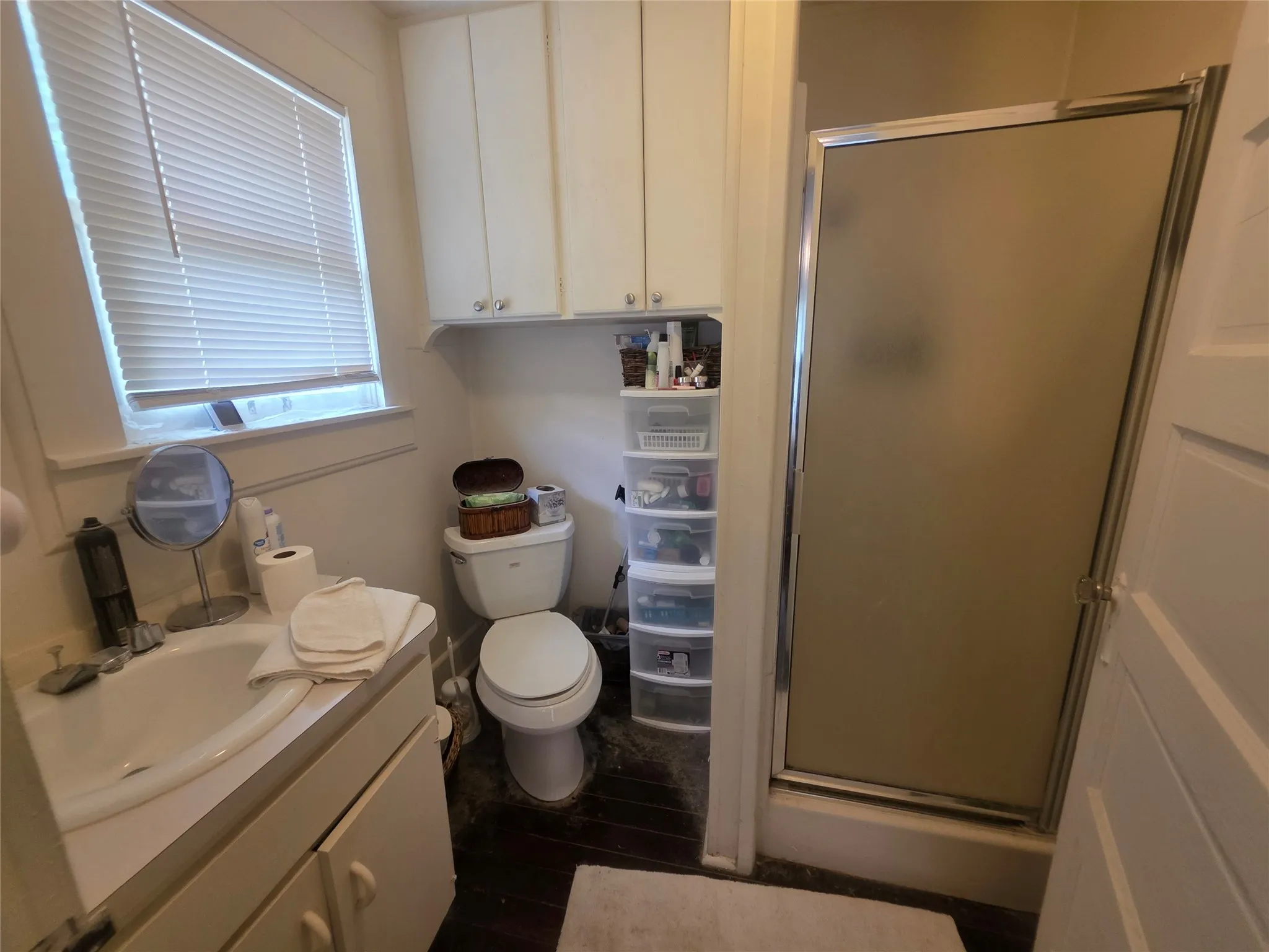 Garage Apartment Bathroom