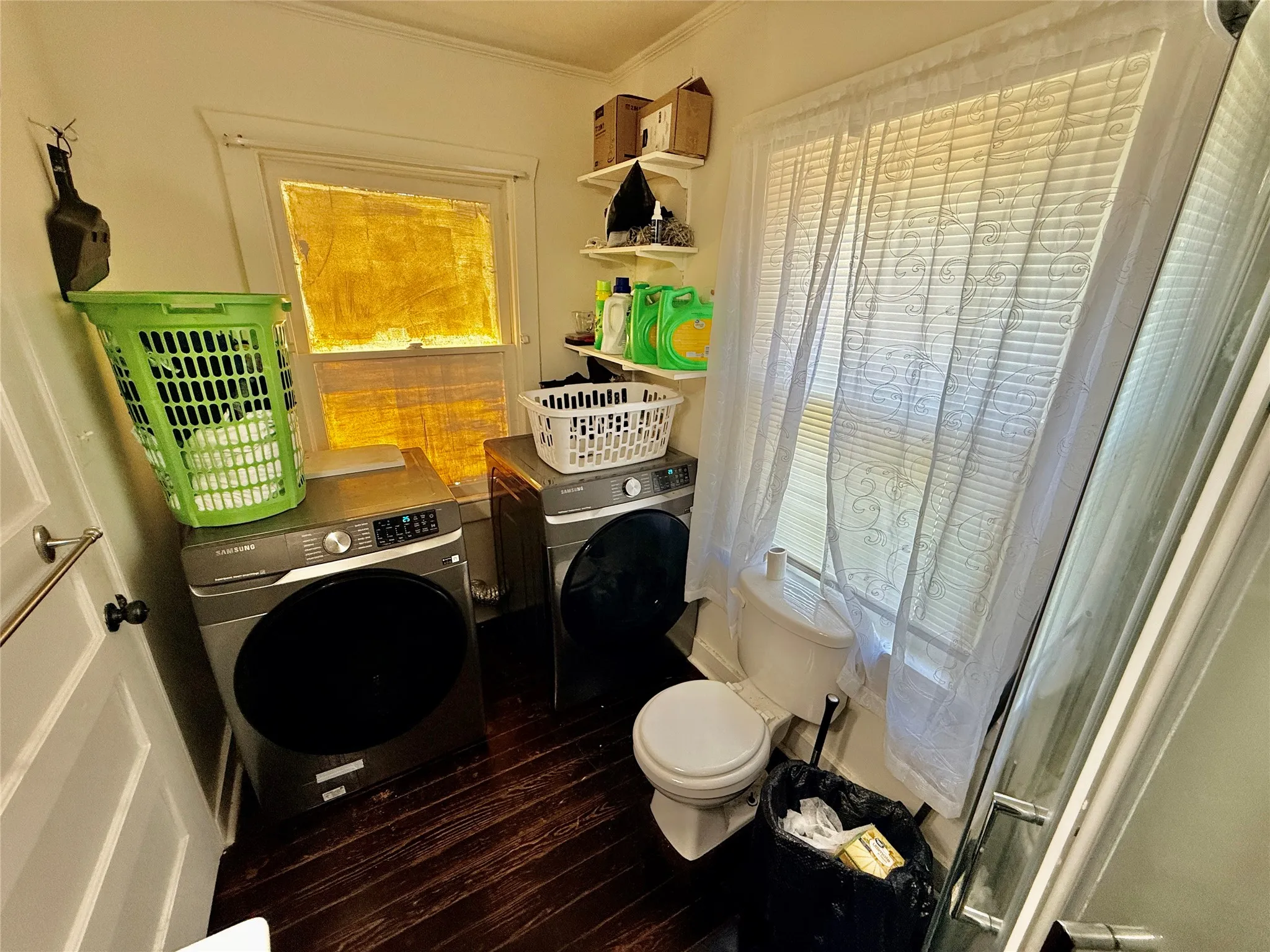 Primary Bathroom/Utility  area