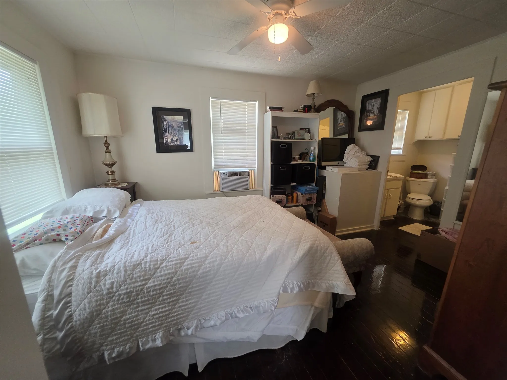 Garage Apartment Bedroom