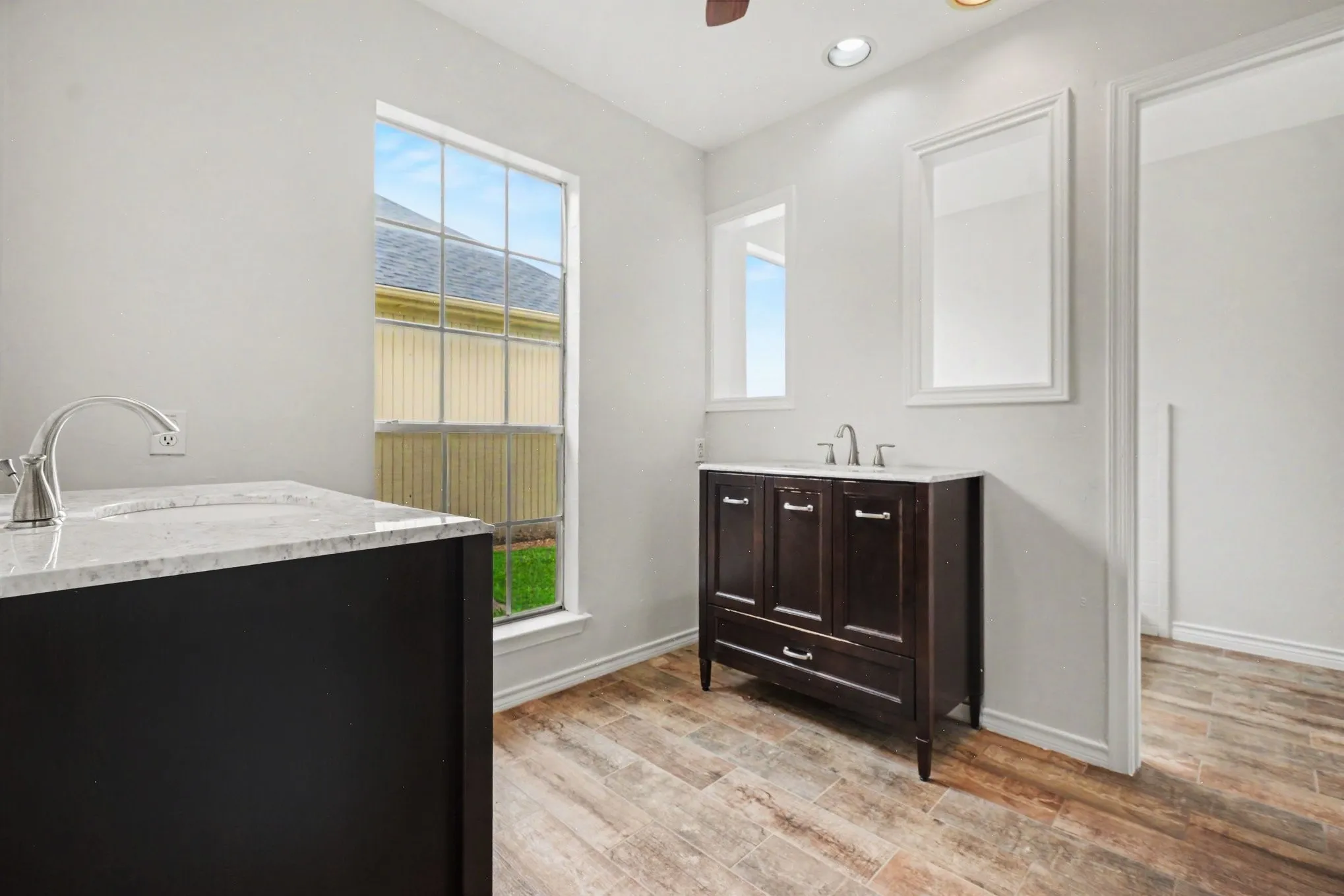 Single Family Residence For Sale in Dallas County , 3413 Hightrail Lane, Garland, Texas 75043, 4 Bedroom, 2 Bathroom, 2 Garage spaces, 2,090 Sqft, built in 1976, mls#21295436, Real Estate Agent in Garland, Homes For Sale in Dallas county, Homes For Sale in Garland, Realtor in Garland Texas, Real Estate Brokerage Independent Realty Texas, Luminita Cordes Realtor