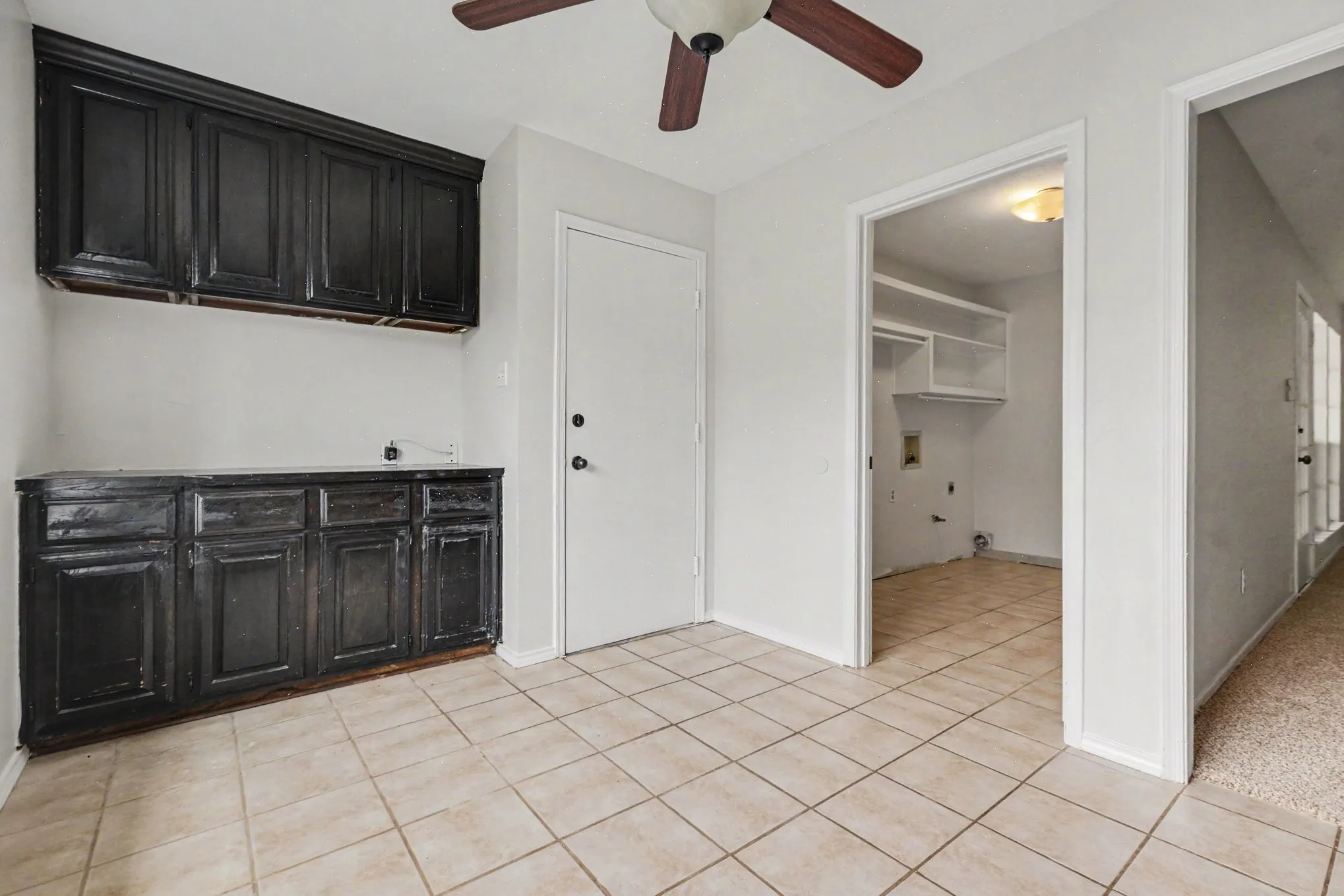 Single Family Residence For Sale in Dallas County , 3413 Hightrail Lane, Garland, Texas 75043, 4 Bedroom, 2 Bathroom, 2 Garage spaces, 2,090 Sqft, built in 1976, mls#21295436, Real Estate Agent in Garland, Homes For Sale in Dallas county, Homes For Sale in Garland, Realtor in Garland Texas, Real Estate Brokerage Independent Realty Texas, Luminita Cordes Realtor