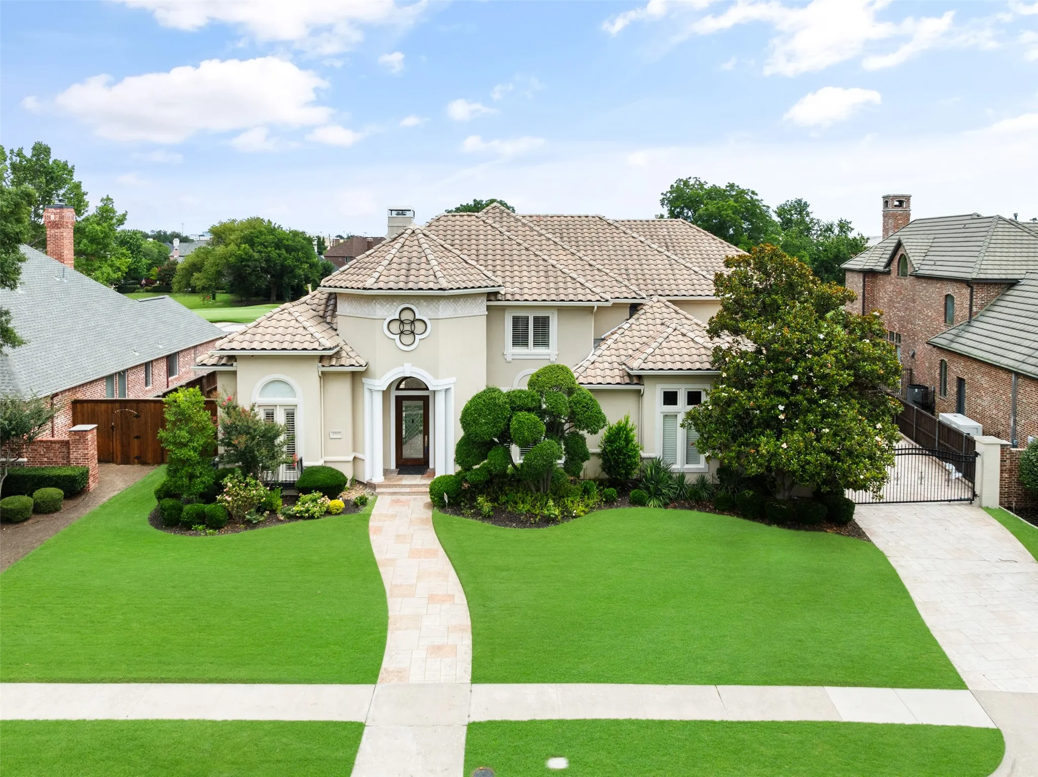 Single Family Residence For Sale in Collin County , 5717 Northbrook Drive, Plano, Texas 75093, 5 Bedroom, 6 Bathroom, 3 Garage spaces, 6,123 Sqft, built in 2000, mls#21295228, Real Estate Agent in Plano, Homes For Sale in Collin county, Homes For Sale in Plano, Realtor in Plano Texas, Real Estate Brokerage Independent Realty Texas, Luminita Cordes Realtor