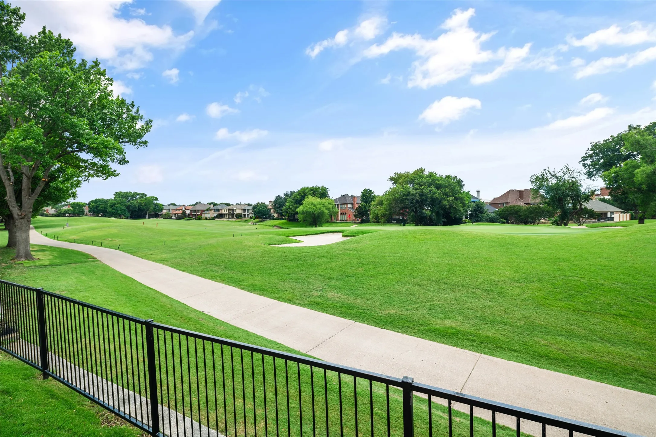 Single Family Residence For Sale in Collin County , 5717 Northbrook Drive, Plano, Texas 75093, 5 Bedroom, 6 Bathroom, 3 Garage spaces, 6,123 Sqft, built in 2000, mls#21295228, Real Estate Agent in Plano, Homes For Sale in Collin county, Homes For Sale in Plano, Realtor in Plano Texas, Real Estate Brokerage Independent Realty Texas, Luminita Cordes Realtor