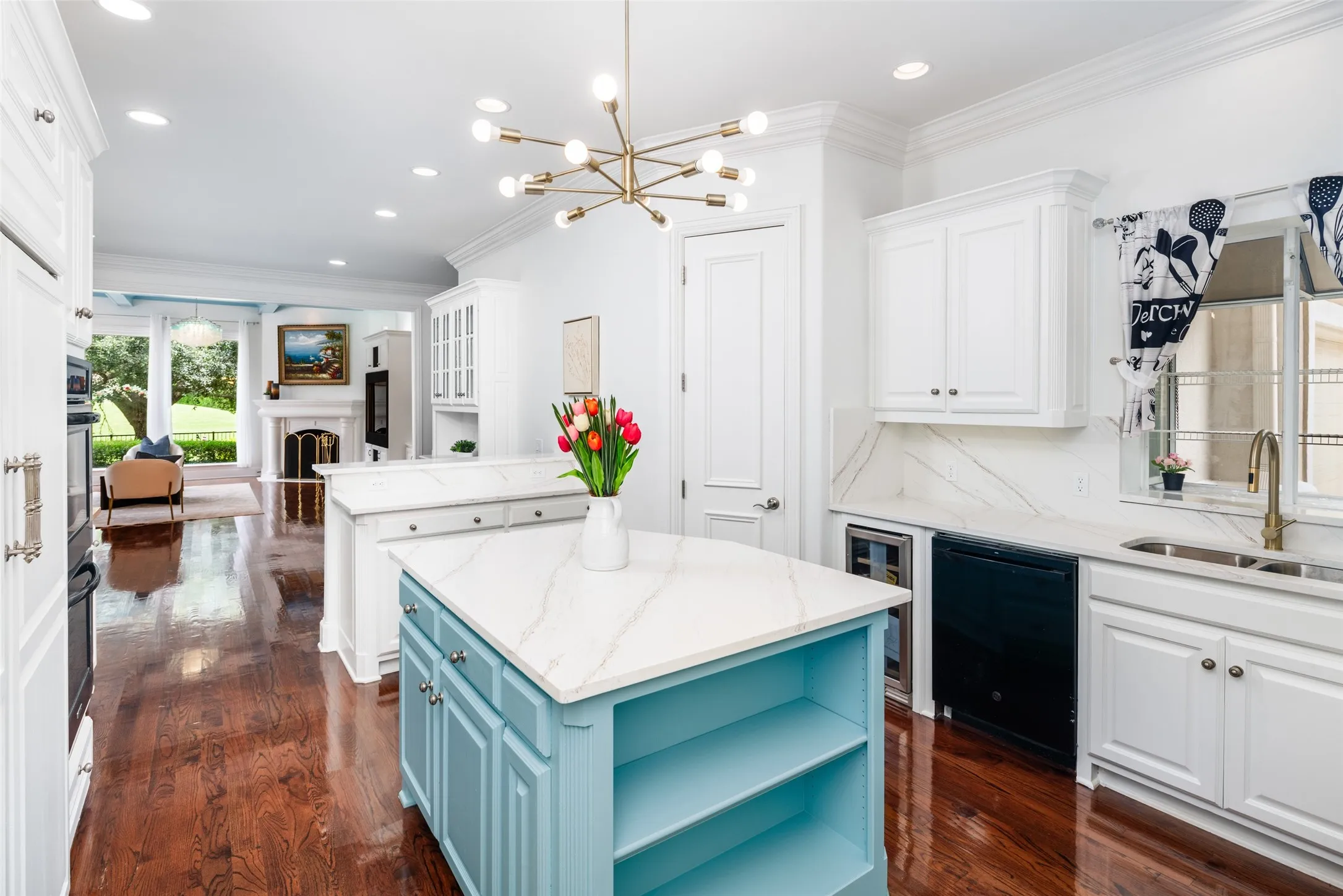 Single Family Residence For Sale in Collin County , 5717 Northbrook Drive, Plano, Texas 75093, 5 Bedroom, 6 Bathroom, 3 Garage spaces, 6,123 Sqft, built in 2000, mls#21295228, Real Estate Agent in Plano, Homes For Sale in Collin county, Homes For Sale in Plano, Realtor in Plano Texas, Real Estate Brokerage Independent Realty Texas, Luminita Cordes Realtor
