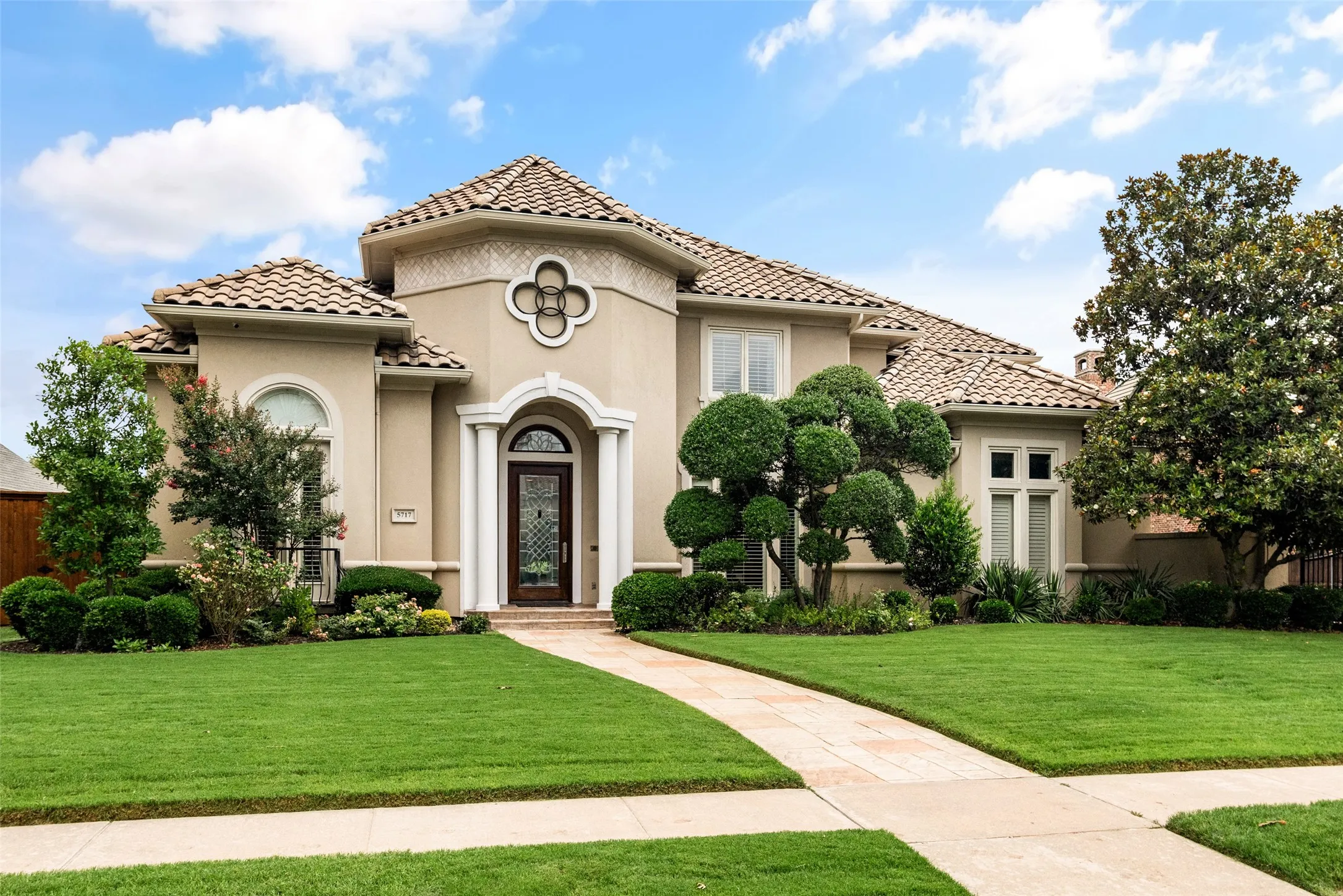 Single Family Residence For Sale in Collin County , 5717 Northbrook Drive, Plano, Texas 75093, 5 Bedroom, 6 Bathroom, 3 Garage spaces, 6,123 Sqft, built in 2000, mls#21295228, Real Estate Agent in Plano, Homes For Sale in Collin county, Homes For Sale in Plano, Realtor in Plano Texas, Real Estate Brokerage Independent Realty Texas, Luminita Cordes Realtor