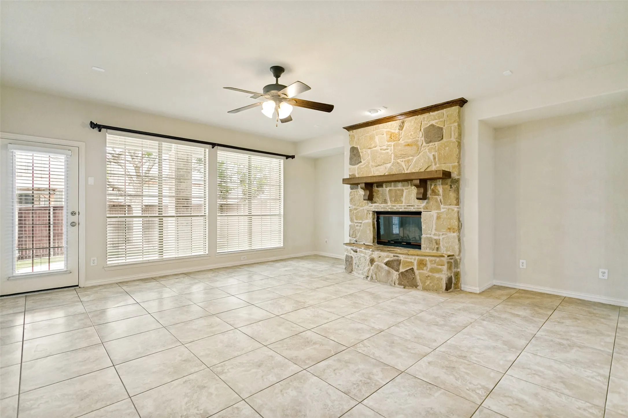 Single Family Residence For Rent in Collin County , 1148 Amy Drive, Allen, Texas 75013, 4 Bedrooms, 4 Bathrooms, 2 Garage spaces, 3,272 Sqft, built in 2006, Price $3,600, mls#21291638, Real Estate Agent in Allen, Homes For Rent in Collin county, Homes For Rent in Allen, Realtor in Allen Texas, Real Estate Brokerage Independent Realty Texas, Luminita Cordes Realtor