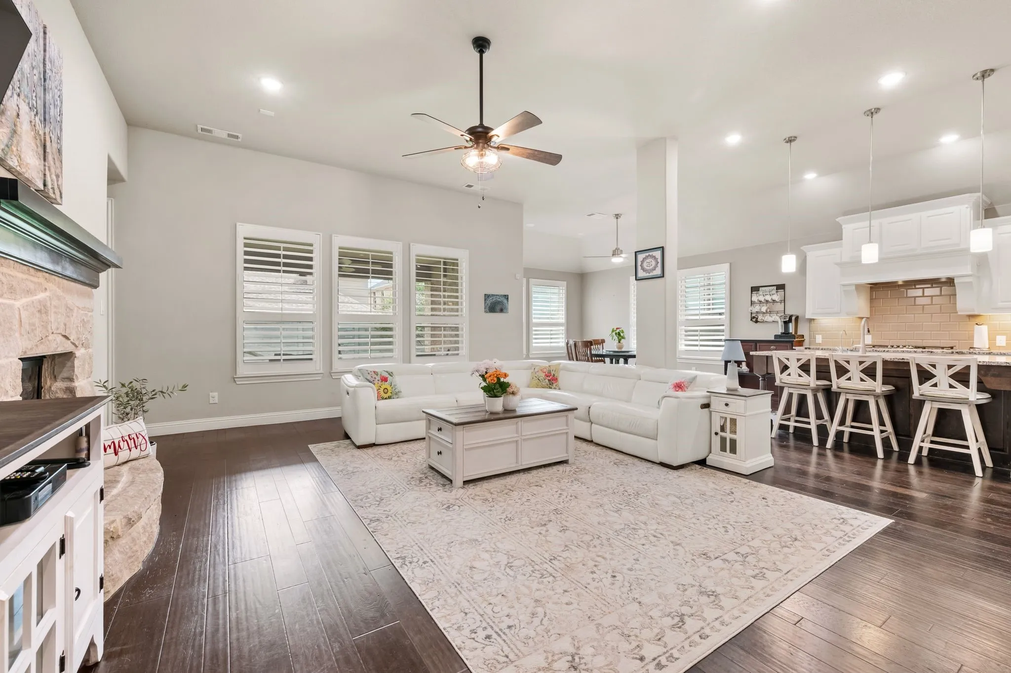 Single Family Residence For Sale in Denton County , 1505 14th Street, Argyle, Texas 76226, 4 Bedroom, 3 Bathroom, 3 Garage spaces, 2,809 Sqft, built in 2018, mls#21295830, Real Estate Agent in Argyle, Homes For Sale in Denton county, Homes For Sale in Argyle, Realtor in Argyle Texas, Real Estate Brokerage Independent Realty Texas, Luminita Cordes Realtor