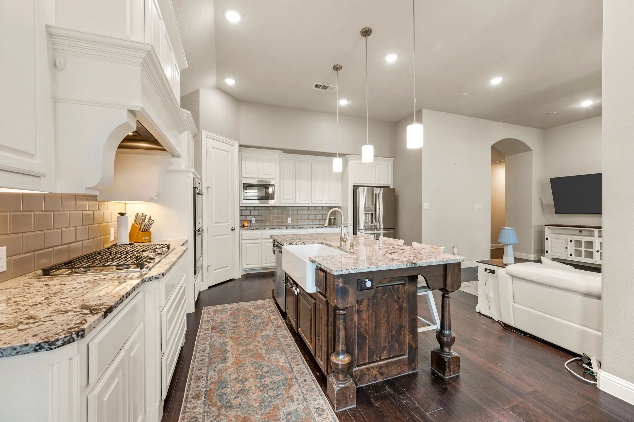 Single Family Residence For Sale in Denton County , 1505 14th Street, Argyle, Texas 76226, 4 Bedroom, 3 Bathroom, 3 Garage spaces, 2,809 Sqft, built in 2018, mls#21295830, Real Estate Agent in Argyle, Homes For Sale in Denton county, Homes For Sale in Argyle, Realtor in Argyle Texas, Real Estate Brokerage Independent Realty Texas, Luminita Cordes Realtor