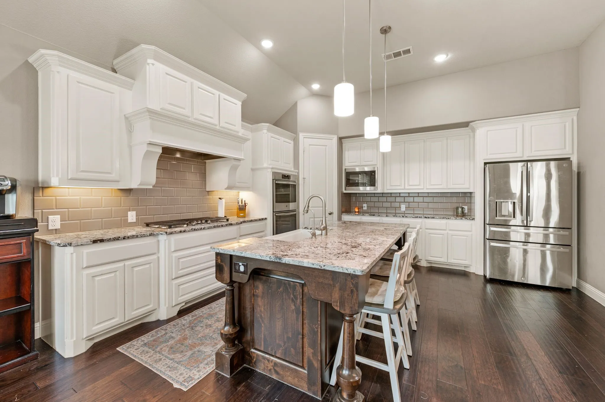 Single Family Residence For Sale in Denton County , 1505 14th Street, Argyle, Texas 76226, 4 Bedroom, 3 Bathroom, 3 Garage spaces, 2,809 Sqft, built in 2018, mls#21295830, Real Estate Agent in Argyle, Homes For Sale in Denton county, Homes For Sale in Argyle, Realtor in Argyle Texas, Real Estate Brokerage Independent Realty Texas, Luminita Cordes Realtor