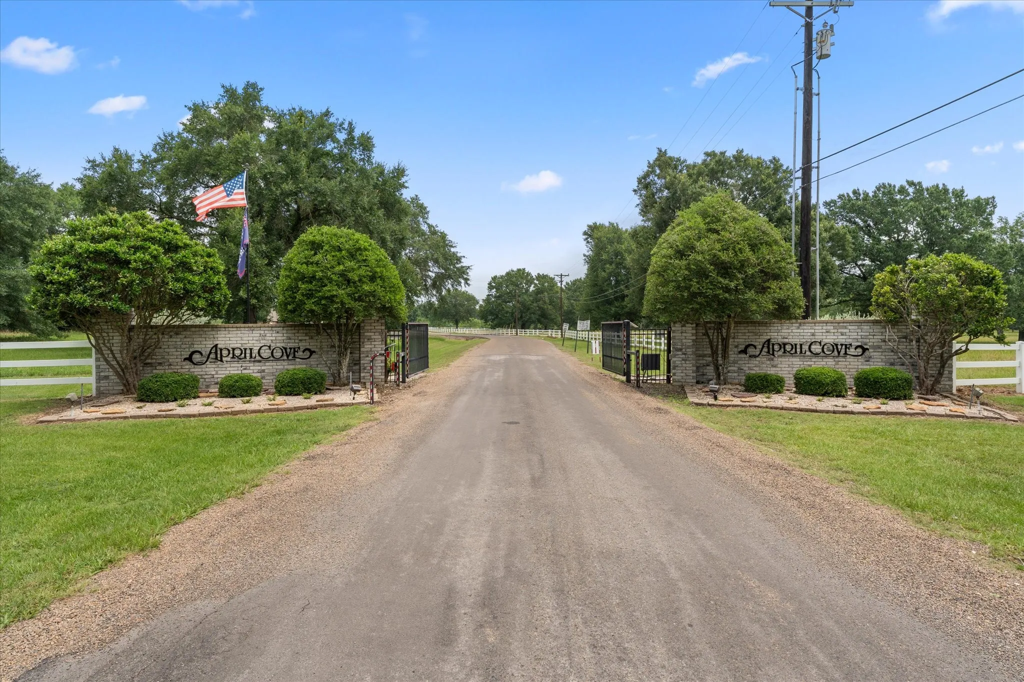 Unimproved Land For Sale in Freestone County , 78 & 79 Tall Oaks Drive, Streetman, Texas 75859, 0, 0, Garage spaces, 0 Sqft, built in 0, Price $259,900, mls#21295855, Real Estate Agent in Streetman, Homes For Sale in Freestone county, Homes For Sale in Streetman, Realtor in Streetman Texas, Real Estate Brokerage Independent Realty Texas, Luminita Cordes Realtor