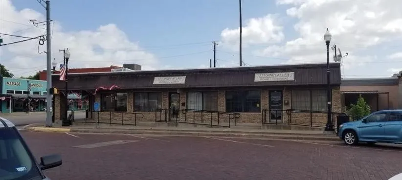 Office For Sale in Limestone County , 102 N Ellis, Groesbeck, Texas 76642, 0, 0, Garage spaces, 0 Sqft, built in 1986, mls#21295867, Real Estate Agent in Groesbeck, Homes For Sale in Limestone county, Homes For Sale in Groesbeck, Realtor in Groesbeck Texas, Real Estate Brokerage Independent Realty Texas, Luminita Cordes Realtor