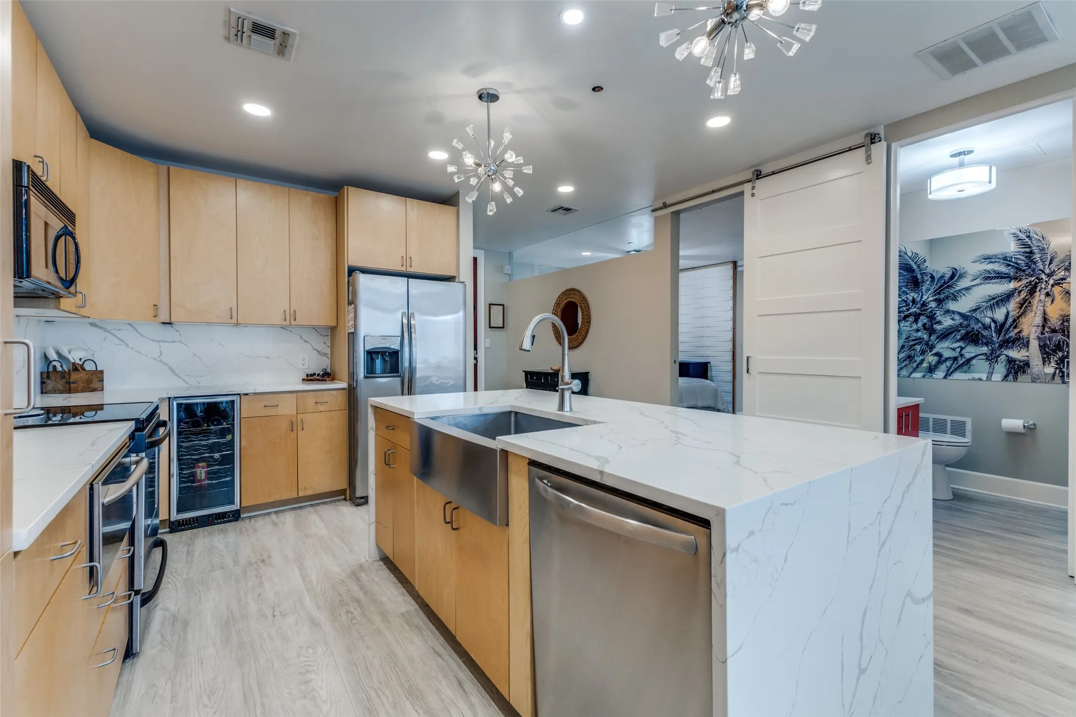 Condominium For Rent in Dallas County , 1505 Elm Street 1101, Dallas, Texas 75201, 1 Bedroom, 2 Bathroom, 1 Garage spaces, 1,217 Sqft, built in 1957, mls#21292401, Real Estate Agent in Dallas, Homes For Rent in Dallas county, Homes For Rent in Dallas, Realtor in Dallas Texas, Real Estate Brokerage Independent Realty Texas, Luminita Cordes Realtor