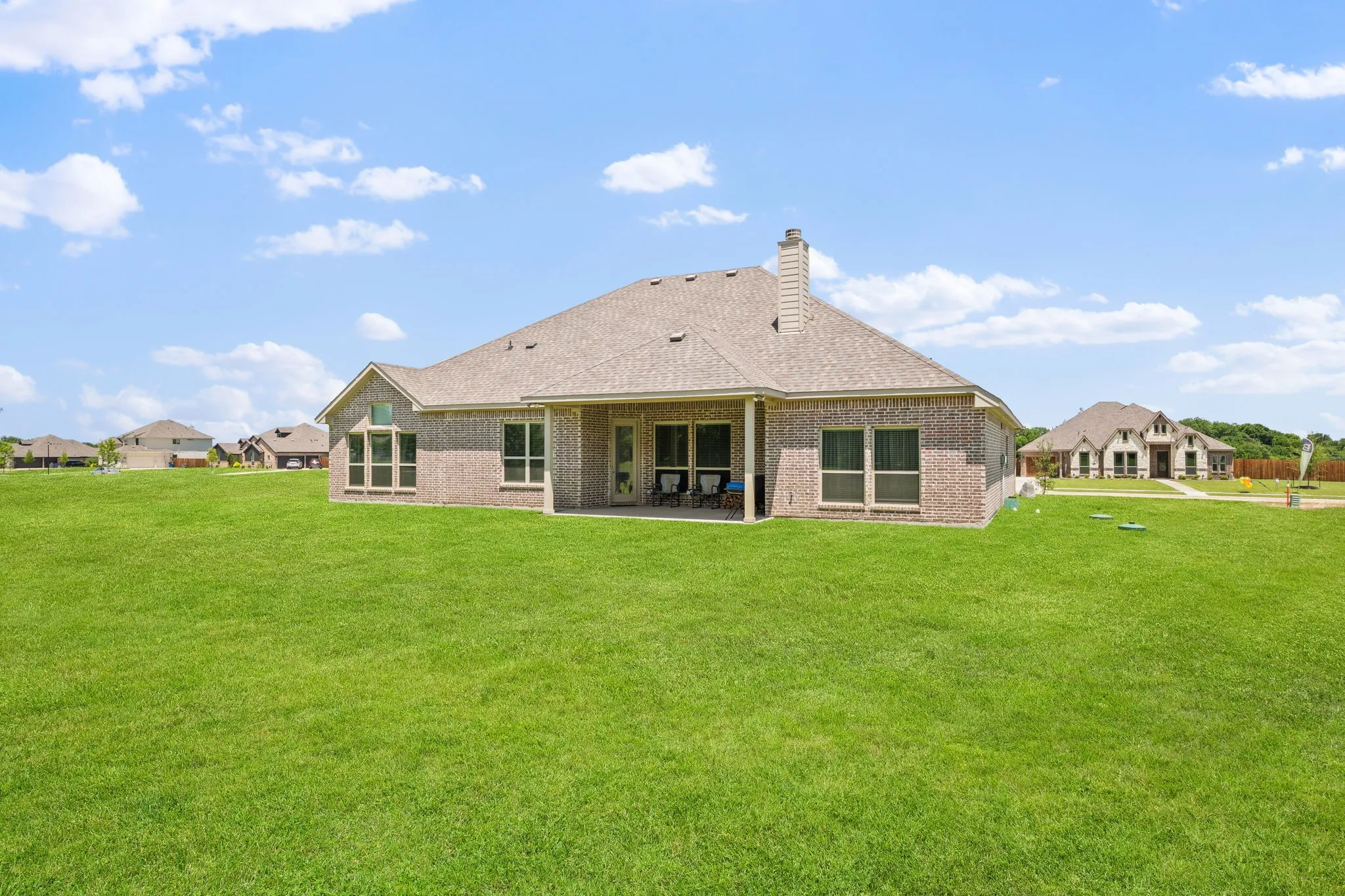 Single Family Residence For Sale in Ellis County , 583 Crystal Lake Lane, Red Oak, Texas 75154, 4 Bedrooms, 3 Bathrooms, 3 Garage spaces, 2,732 Sqft, built in 2023, Price $575,000, mls#21292530, Real Estate Agent in Red Oak, Homes For Sale in Ellis county, Homes For Sale in Red Oak, Realtor in Red Oak Texas, Real Estate Brokerage Independent Realty Texas, Luminita Cordes Realtor